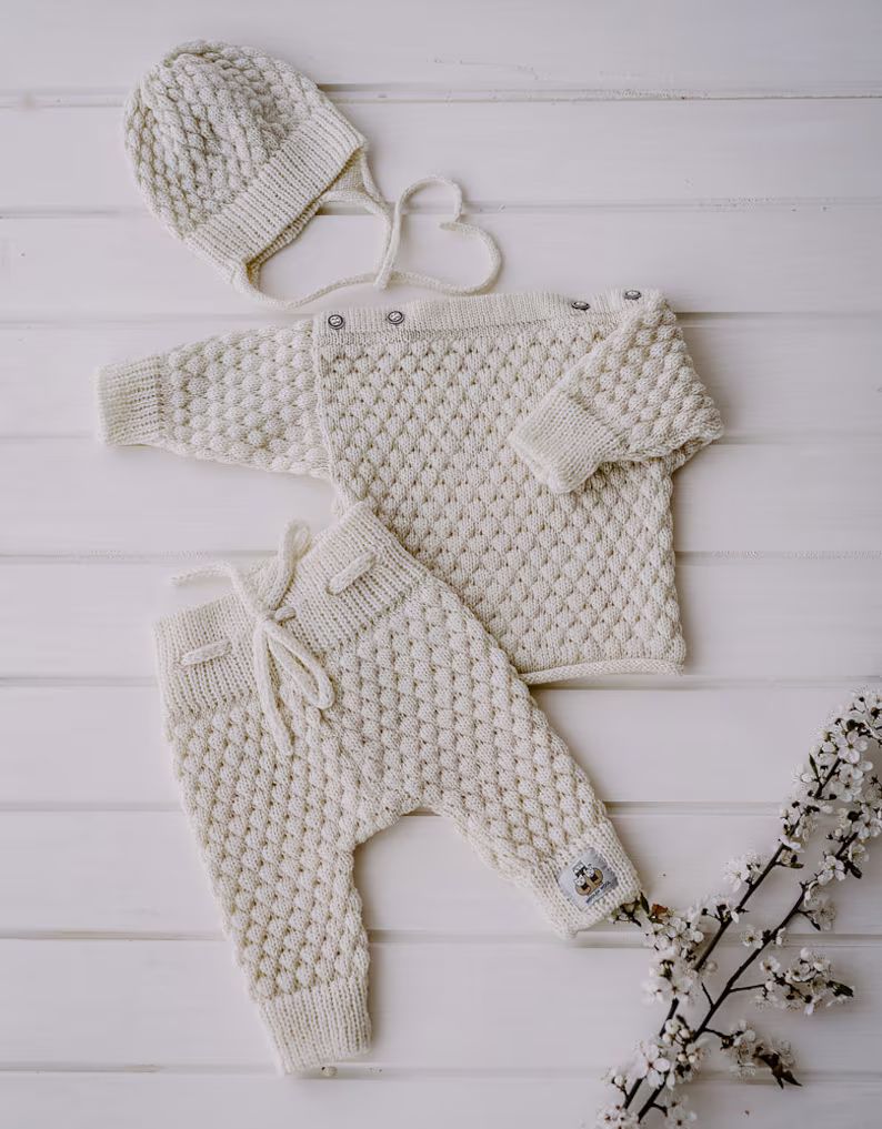 Crochet baby outfit Light grey knitted baby clothing set | Etsy | Etsy (US)