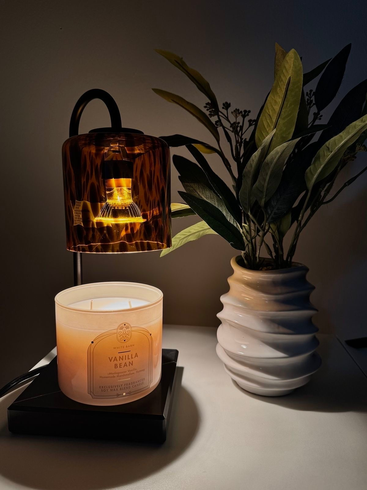 Lamp warmers have been my fav recently ♥️ #home #homedecor #amazon #amazonfind #buyit #getit #decor #cute #decor #viral #trending

#LTKdayinmylife #LTKselfcare #LTKSaleAlert