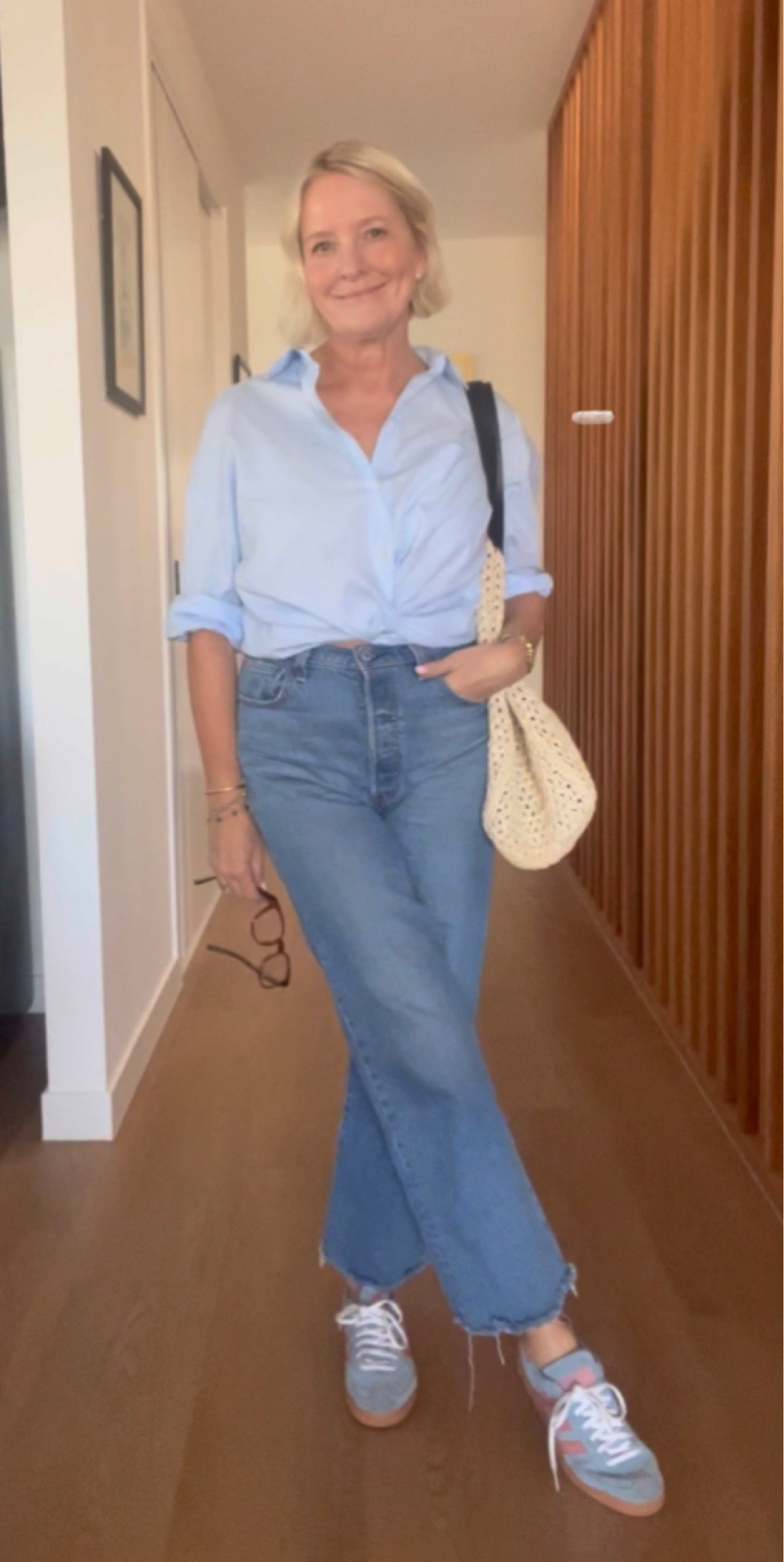 Twist tuck styled shirt. ✨💫

My go-to off-duty look is always an oversized shirt and jeans.  My favourites below ✨💫

I’m 165cm and a AU Standard Size 10, I’m wearing a size 28 Levi (they have a raw hem as I cut shorter to fit).

#LTKFind #LTKaustralia #LTKover40