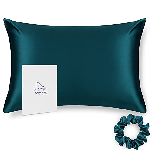 ALASKA BEAR Silk Pillowcase for Hair and Skin, 100% Mulberry Silk Pillow Cases Standard Size for Bliss Sleep with Random Color Scrunchy Gift Set Better Than Poly Satin, 1 Pack, Teal/Dark Turquoise | Amazon (US)