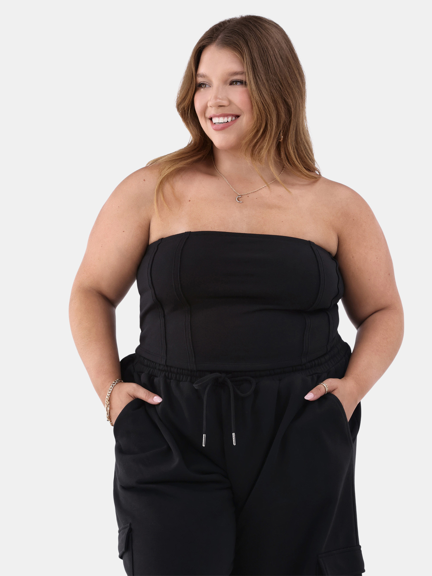 No Boundaries Tube Top and Sweatpants Set, 2 Piece, Women’s and Women's Plus - Walmart.com | Walmart (US)