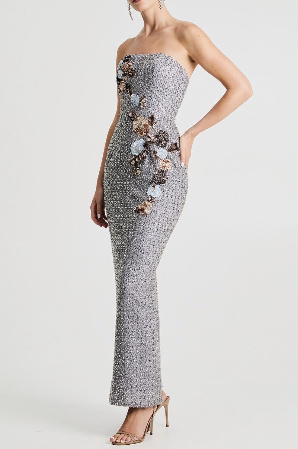 This dress is gorgeous for the mother of the bride or mother of the groom! 

#LTKSeasonal #LTKWedding #LTKOver40