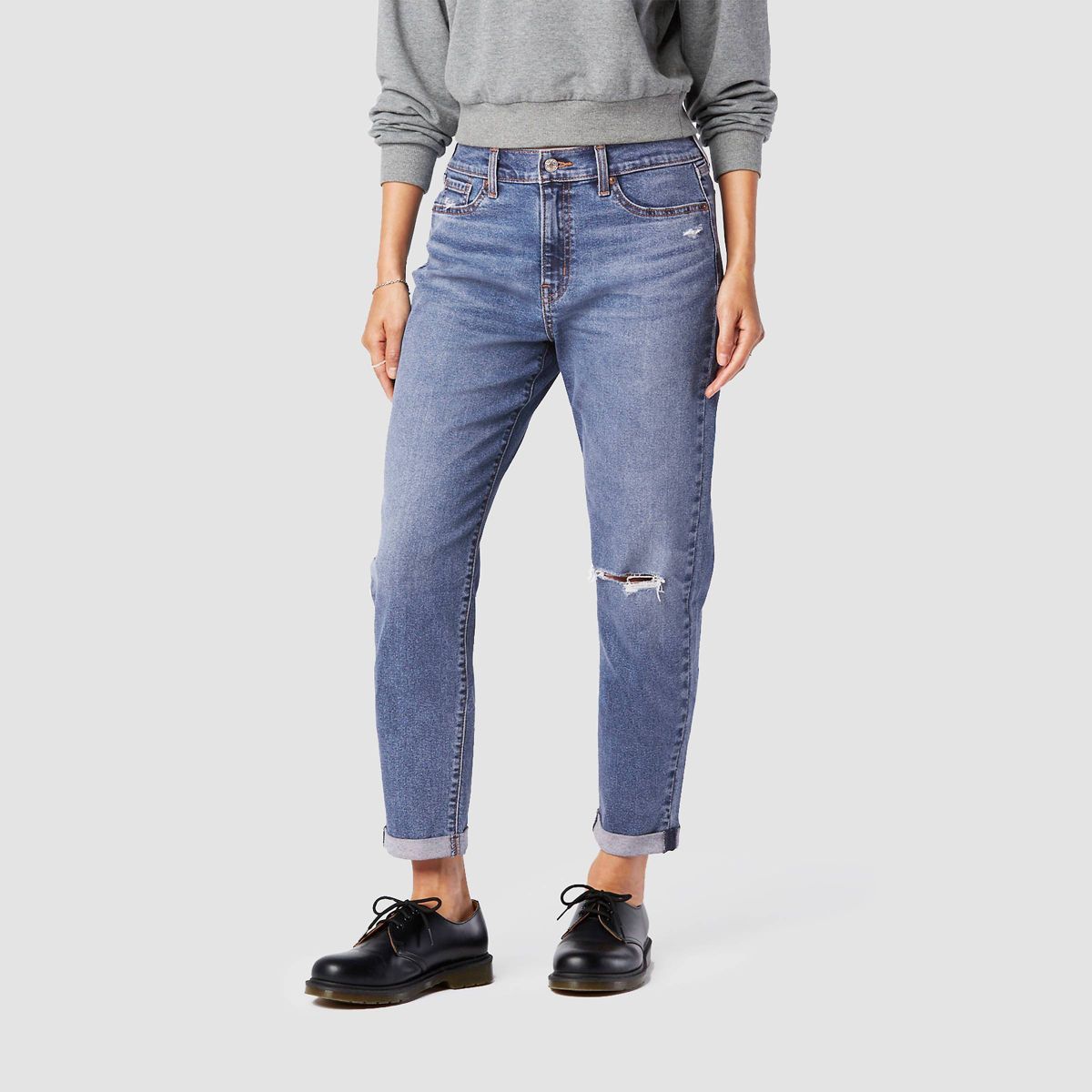 DENIZEN® from Levi's® Women's Mid-Rise Cropped Boyfriend Jeans | Target