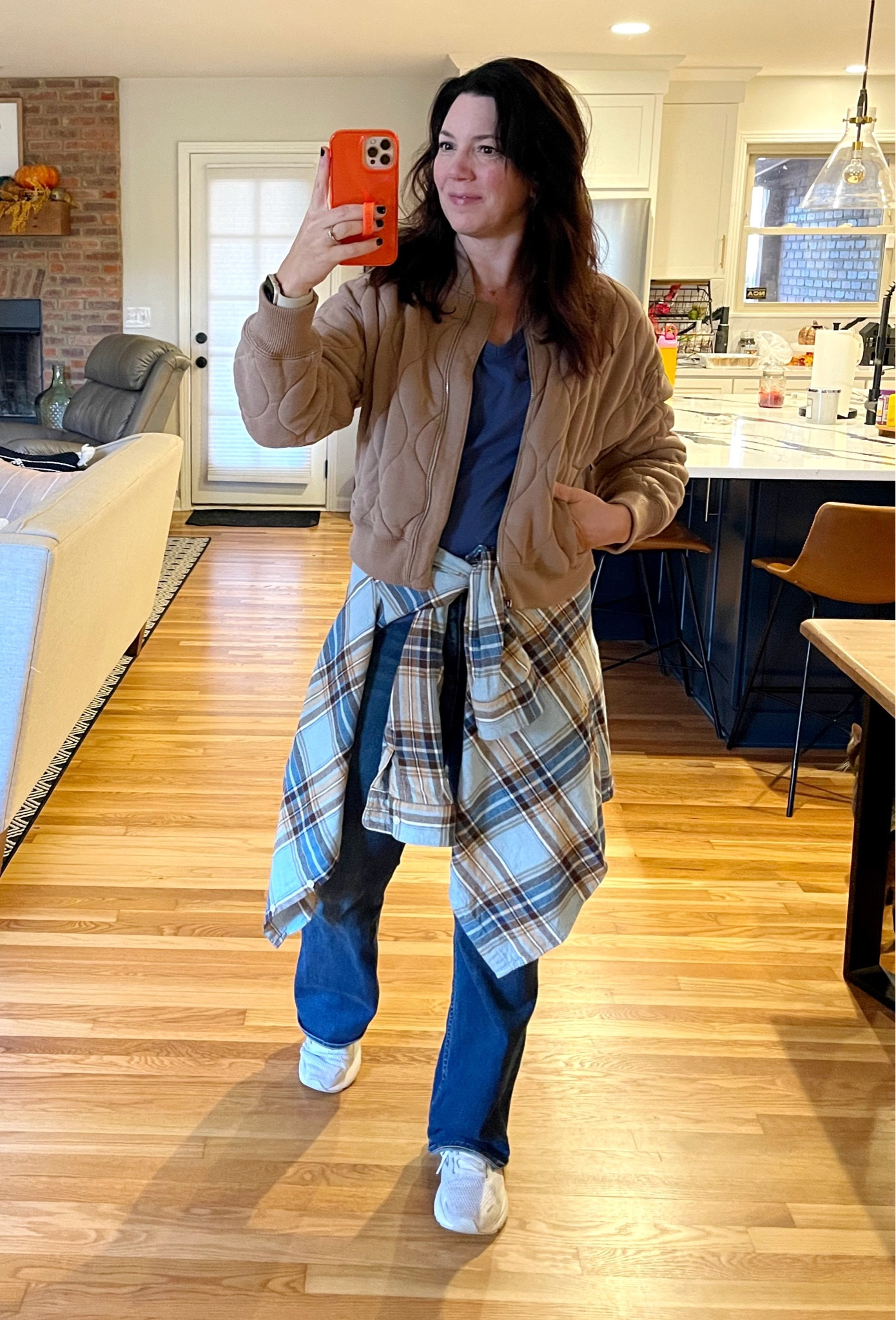 Love this quilted cropped jacket from Abercrombie and it’s on sale right now. Wearing my true size L  

#LTKunder50 #LTKsalealert