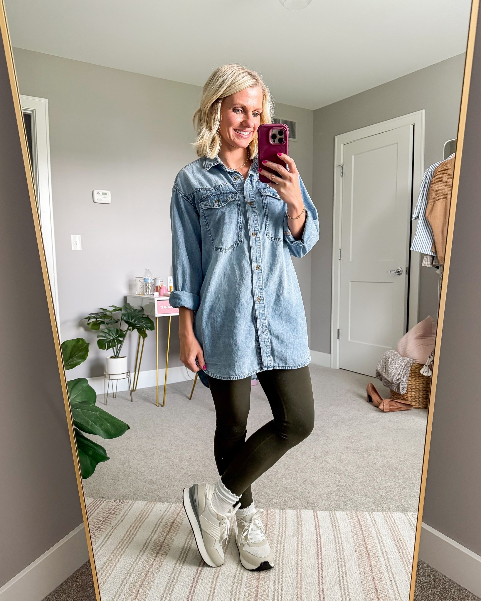 What I wore this week
Shirt-xs
Leggings- small

#LTKStyleTip #LTKFindsUnder50 #LTKOver40