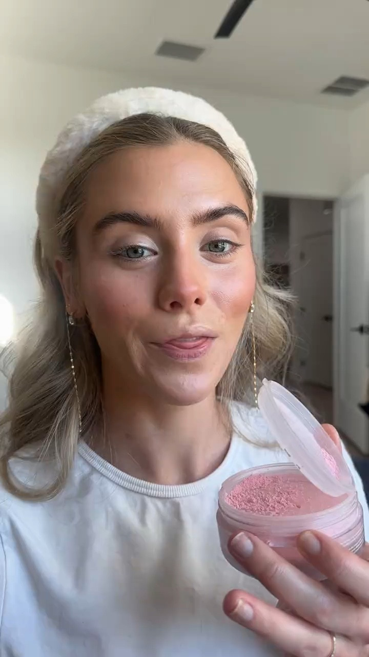 One size beauty loose setting powder shade ultra pink. What it is: A finely milled, blurring, loose setting powder that delivers 24-hour shine control and a smooth matte finish for all day wear. Now in 7 shades! @Sephora @onesizebeauty 

#LTKBeauty #LTKselfcare #LTKgrwm