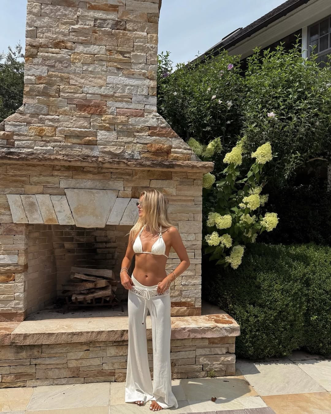 Swim look! My pants are 30% off right now 🤍☀️