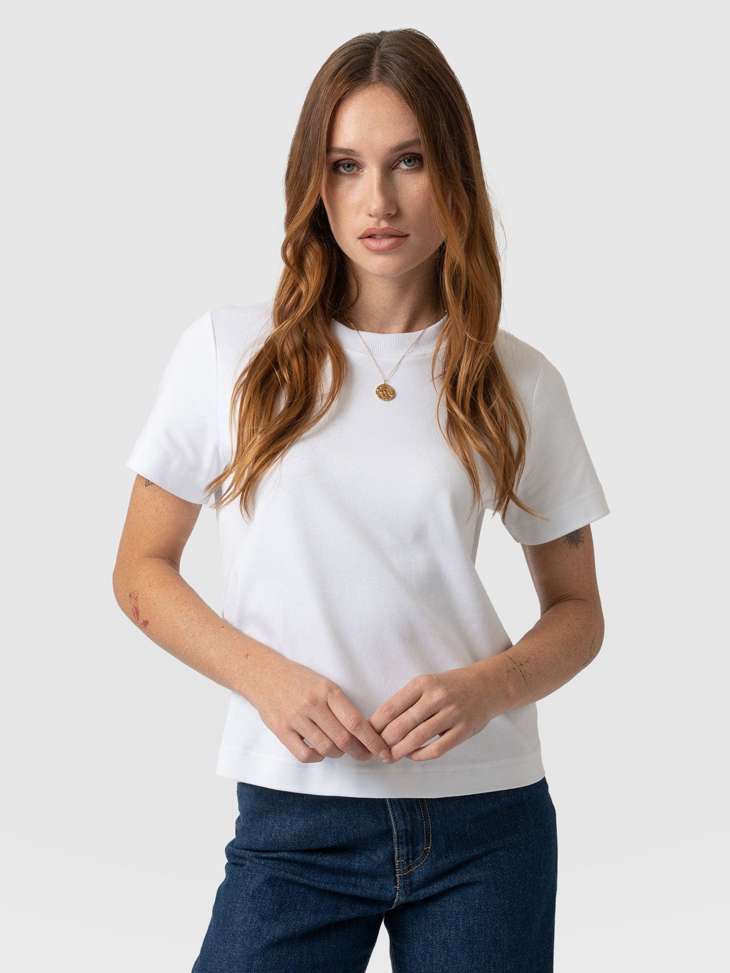 Chelsea Crew Neck Tee - White | Saint + Sofia