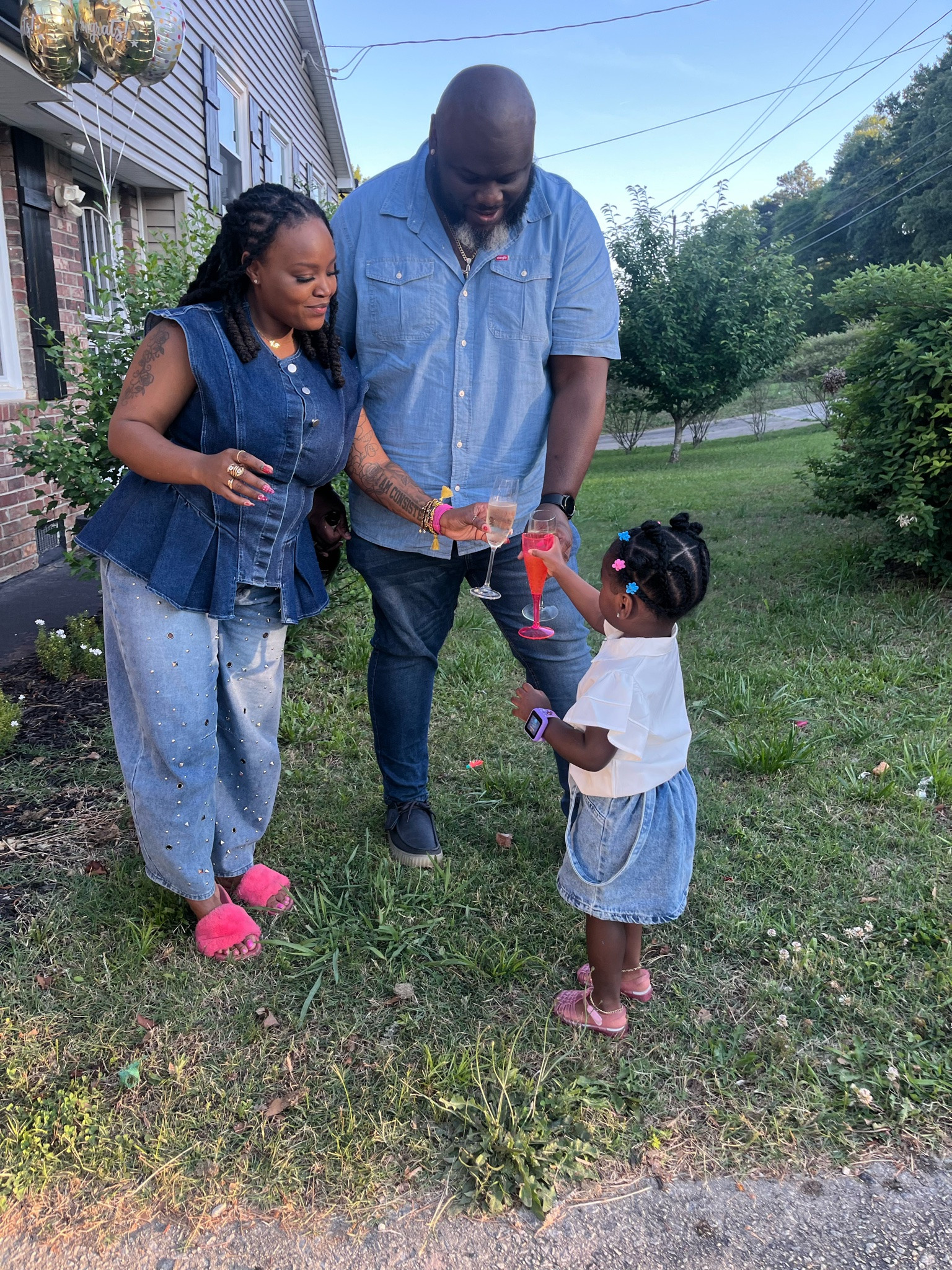 Denim season is here and I’m shopping for the whole family. 💙

From classic jeans and denim jackets to adorable outfits for the little ones, these are the pieces we’ll be wearing on repeat all season long. I’ve linked all of my favorite denim finds in one place!

#DenimStyle #FamilyFashion #LTKFashion #MatchingStyle #LTKKids #LTKFinds

#LTKmomlife #LTKKids #LTKMens