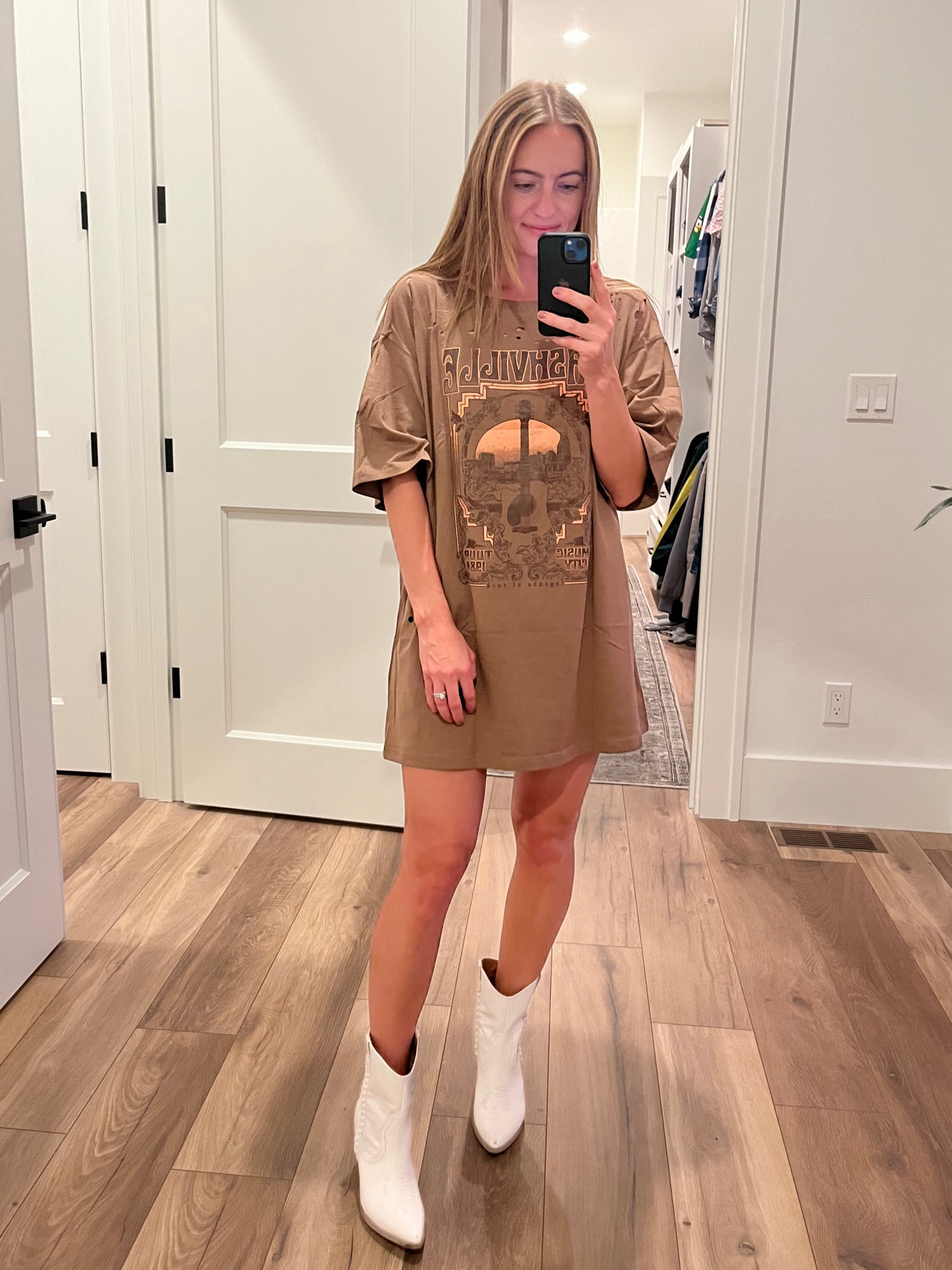 Stagecoach look under $25 🐎✨ easy to wear with biker shorts underneath!

Wearing the color brown/size small

#LTKfindsunder50 #LTKFestival