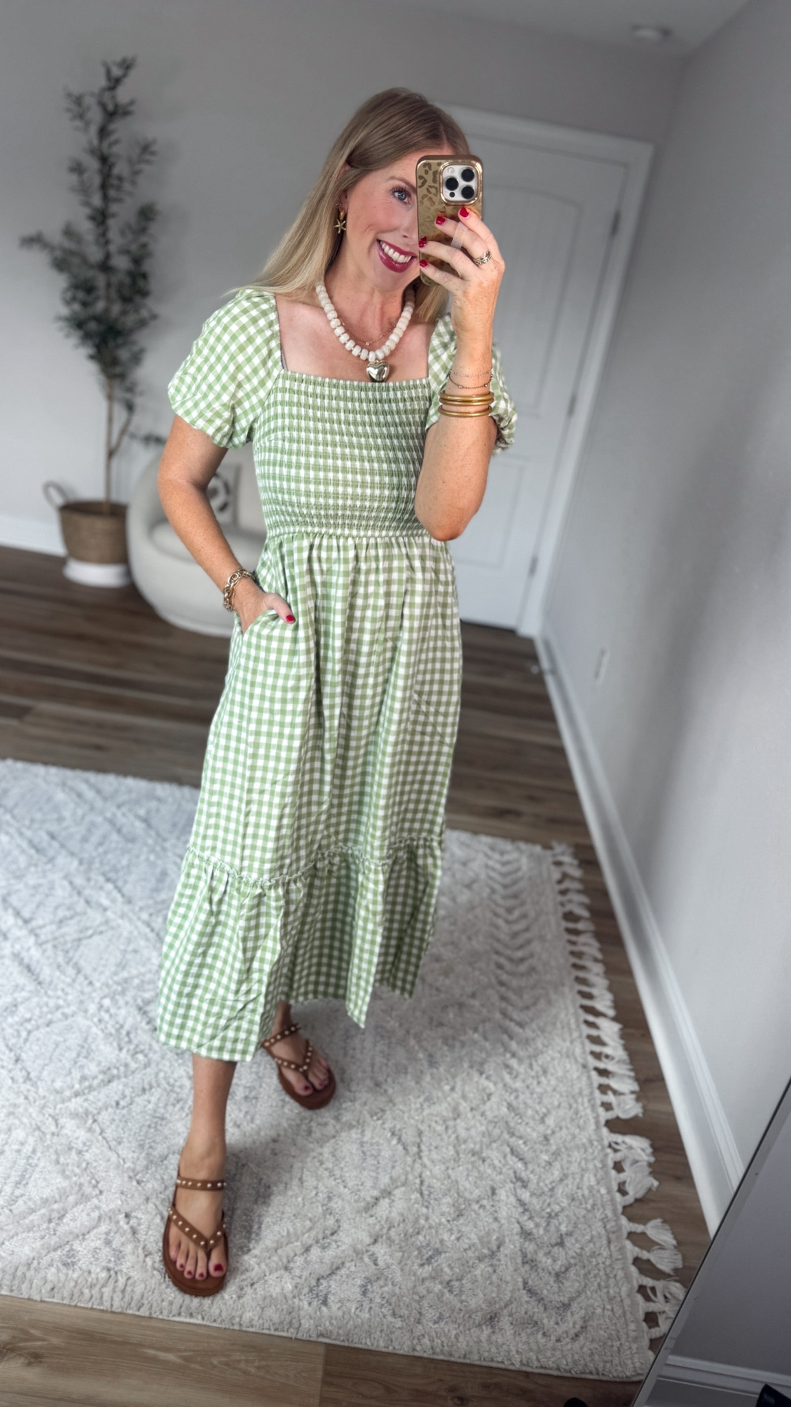 Weekend Walmart Wins try on
Green gingham puff sleeve midi dress- small

#LTKootd #LTKmomlife