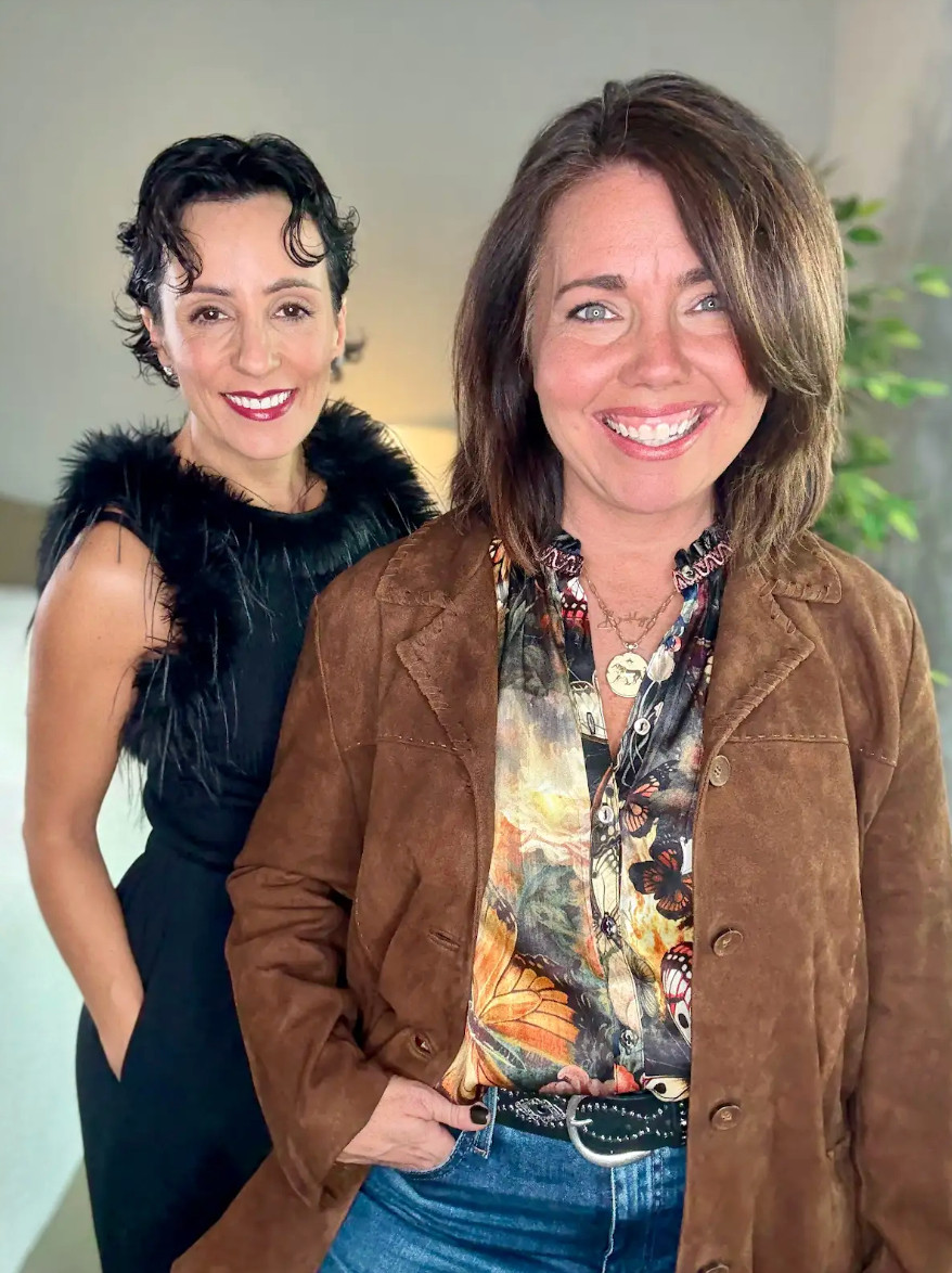 There’s nothing better than gifting a friend something you know she’ll live in. Watching Brooklyn light up in silk and sink into cashmere is pure joy.
@johnnywas
#ad
#sponsored
#JohnnyWas
#JohnnyWasHere 

 