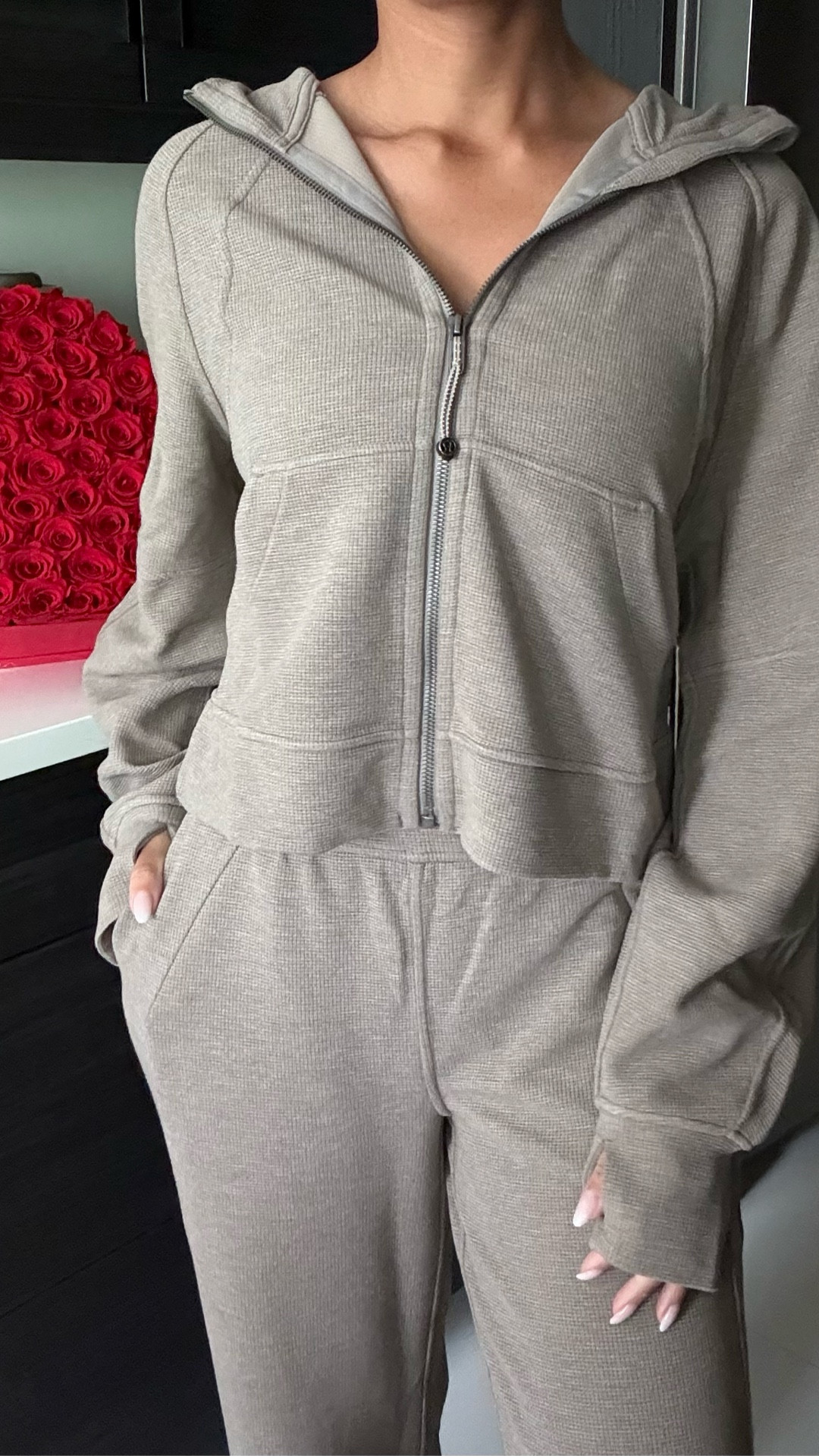 the scuba waffle set in heathered warm ash grey ! 🤍

scuba oversized full zip hoodie, scuba mid rise wide leg pant, athleisure, travel, outfits, lounge. 


#LTKActive #LTKTravel #LTKStyleTip