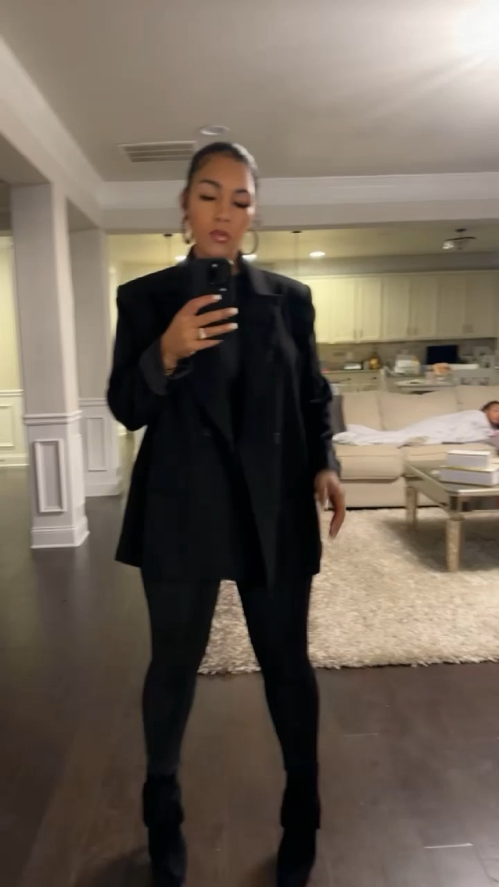 All black everything 

#LTKfindsunder50 #LTKsalealert #LTKstyletip