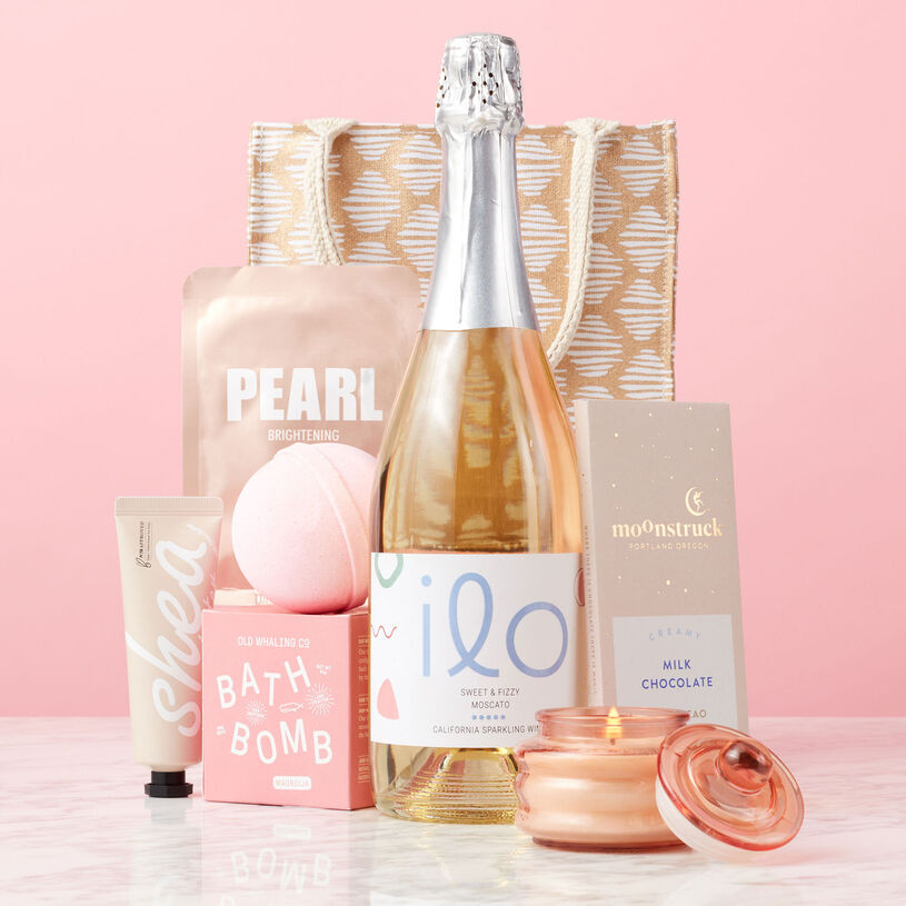 Luxury Spa & Sparkling Wine Gift Set - 75.00 USD | Hickory Farms | Hickory Farms