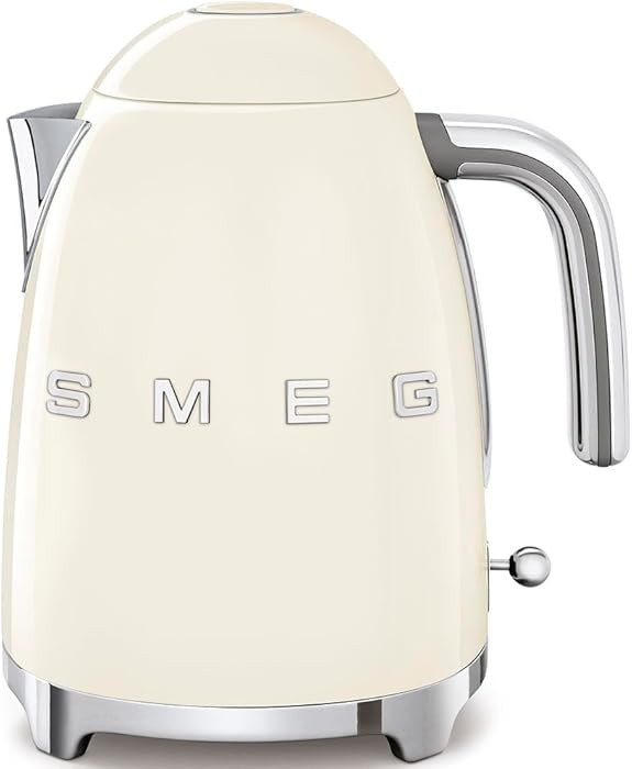 Smeg - Tetera eléctrica de estilo retro de los años 50 de 7 tazas con apagado automático, base... | Amazon (US)