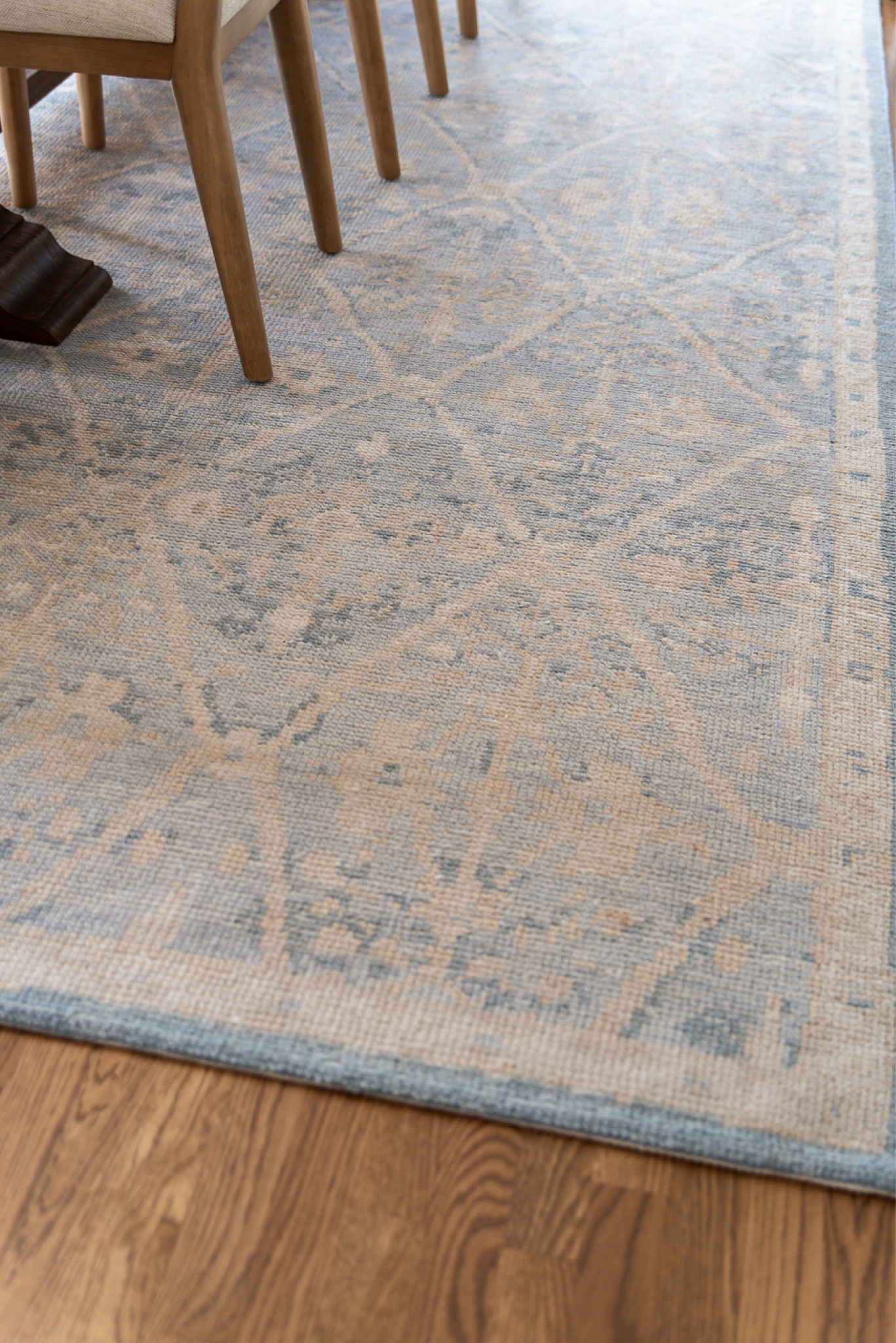 My new rug from Pottery Barn is so stunning!! Obsessed with the colors and pattern! Shop below!

#LTKFamily #LTKStyleTip #LTKHome