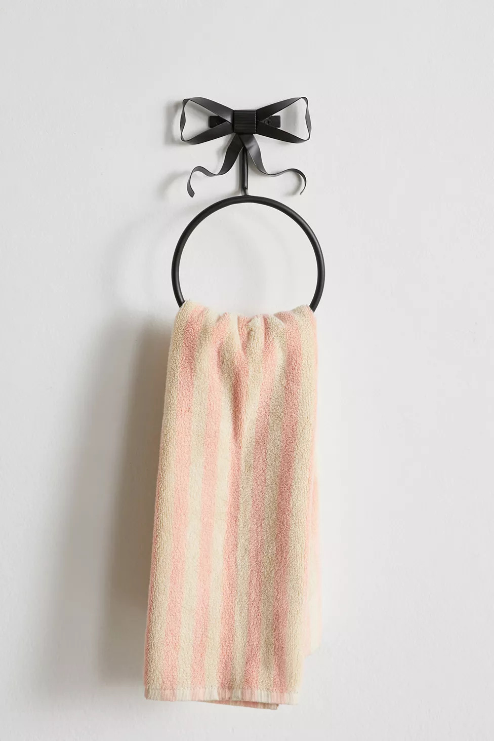 Marina Bow Towel Ring | Urban Outfitters (US and RoW)