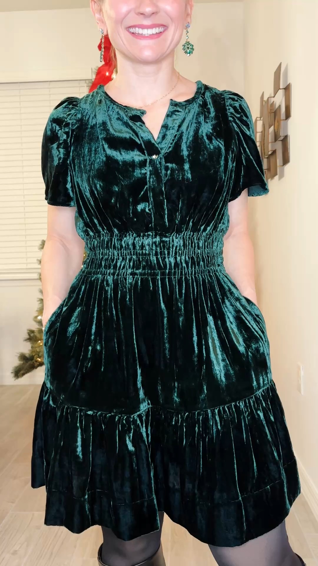 Holiday party velvet dress

#LTKootd #LTKHoliday #LTKPetite