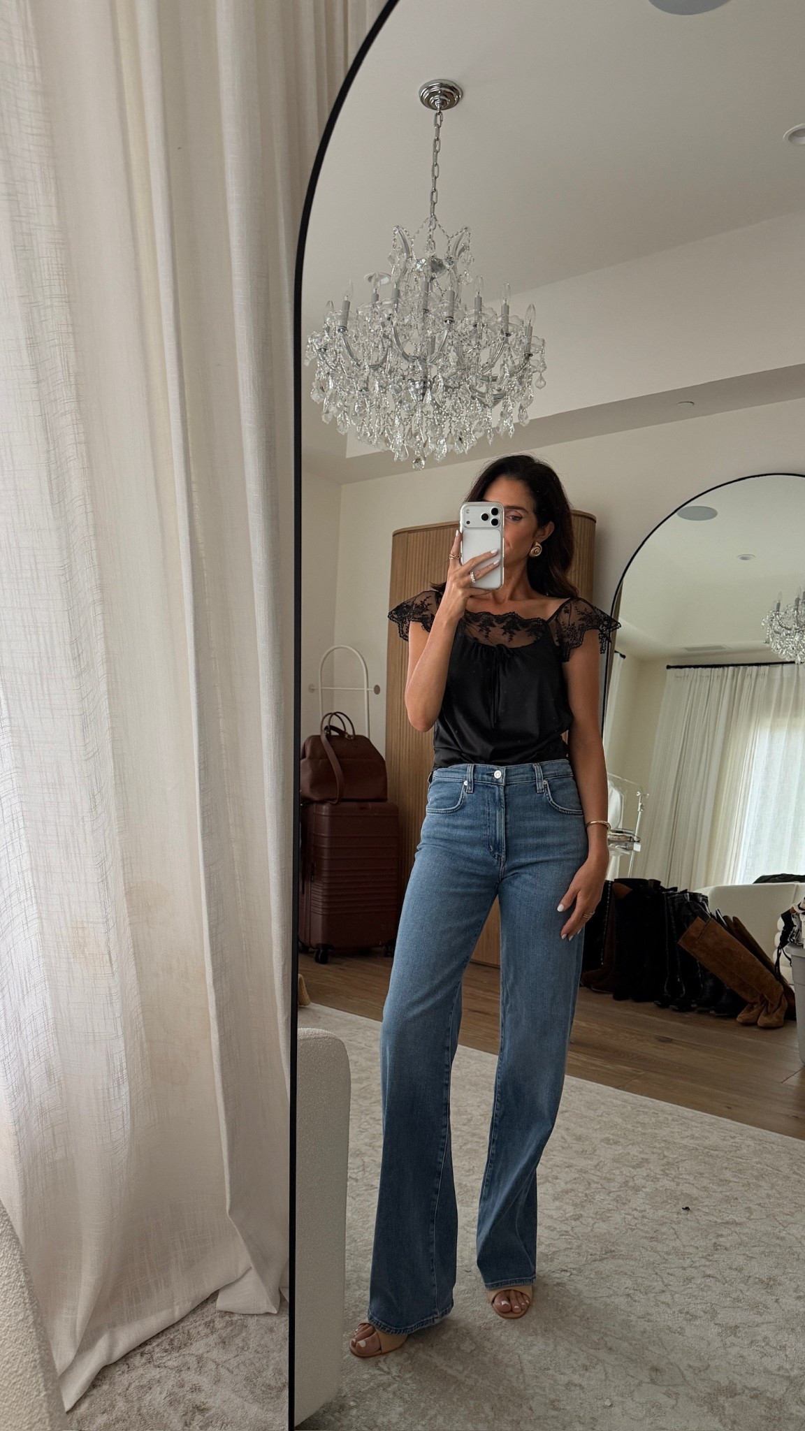 Wearing the size XS dress that I wore as a top. If jeans are usually no for you these might change you’re mind 🙌🏼 I’m just shy of 5-7” wearing the size 25 ( run true to size) in the color STELLA

 I’m also linking below other jeans I own and love #stylinbyayin #jeans #aylin

#LTKootd #LTKTravel #LTKSeasonal