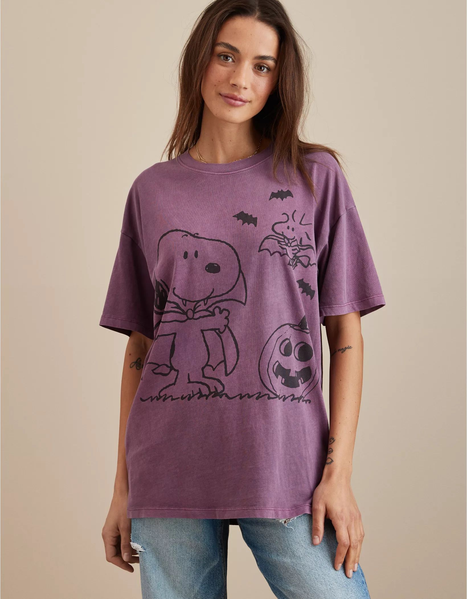 AE Oversized Halloween Snoopy Graphic Tee | American Eagle Outfitters (US & CA)