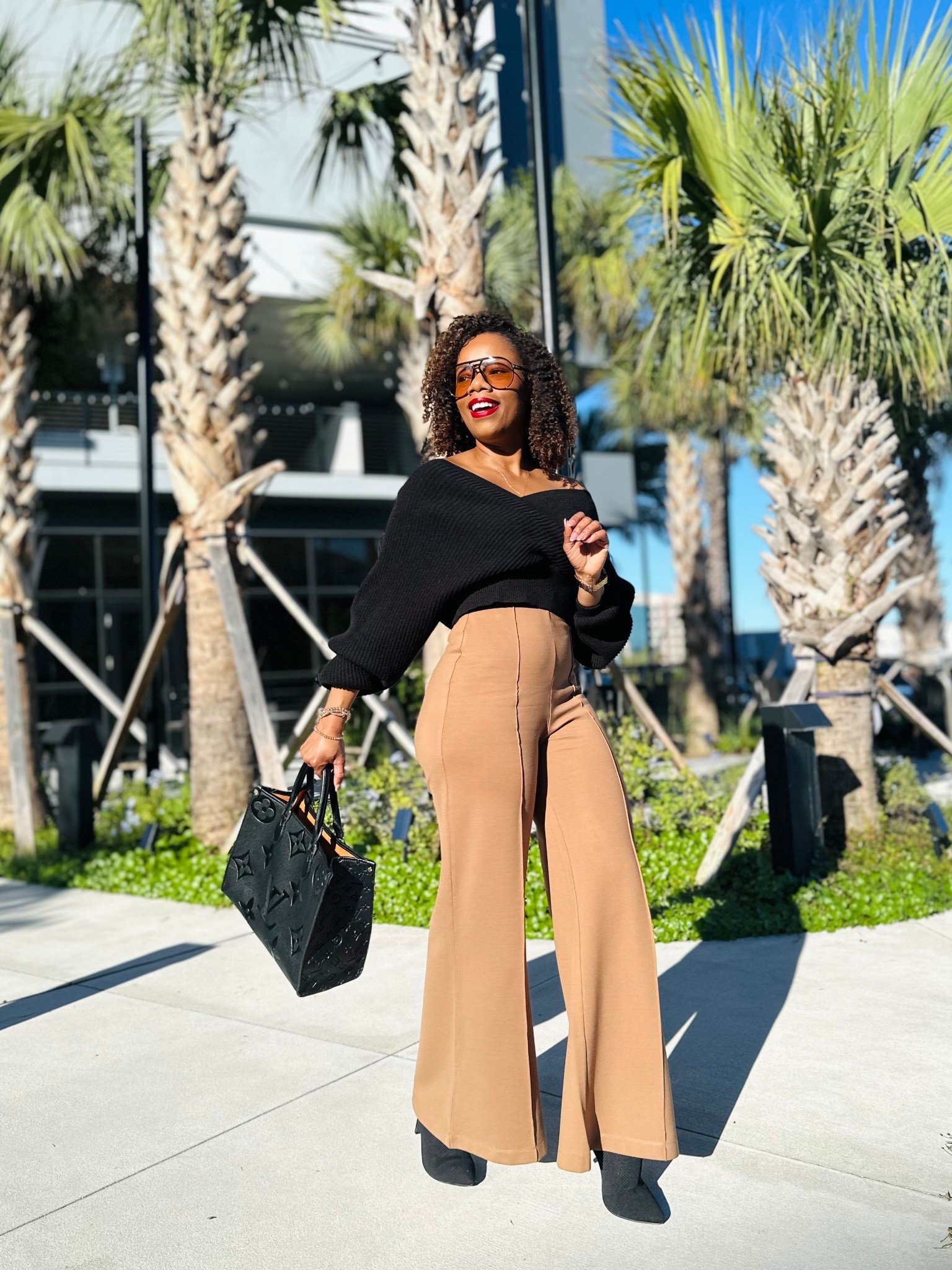 Best wide leg pants ever! Petite woman friendly

#LTKWorkwear #LTKSaleAlert #LTKPetite