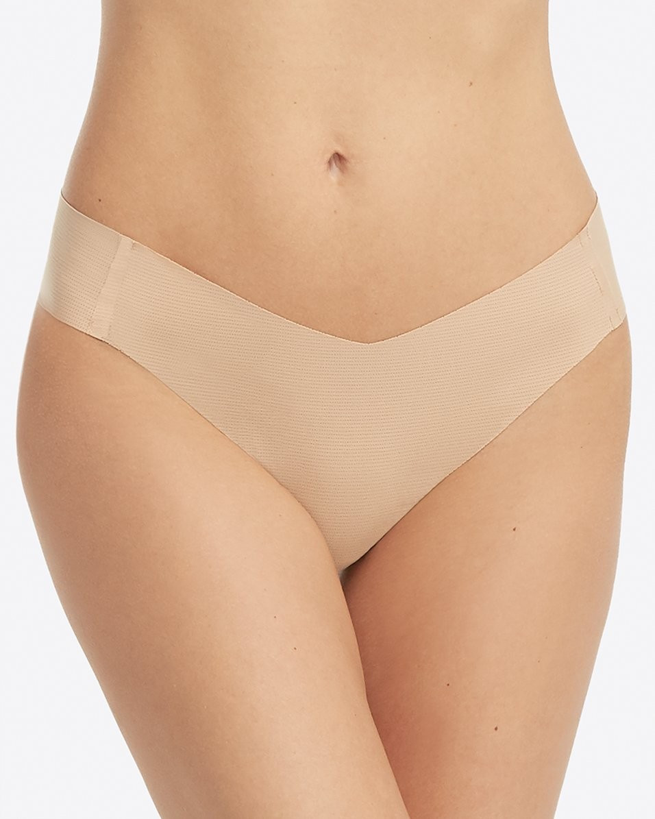Under Statements® Thong | Spanx