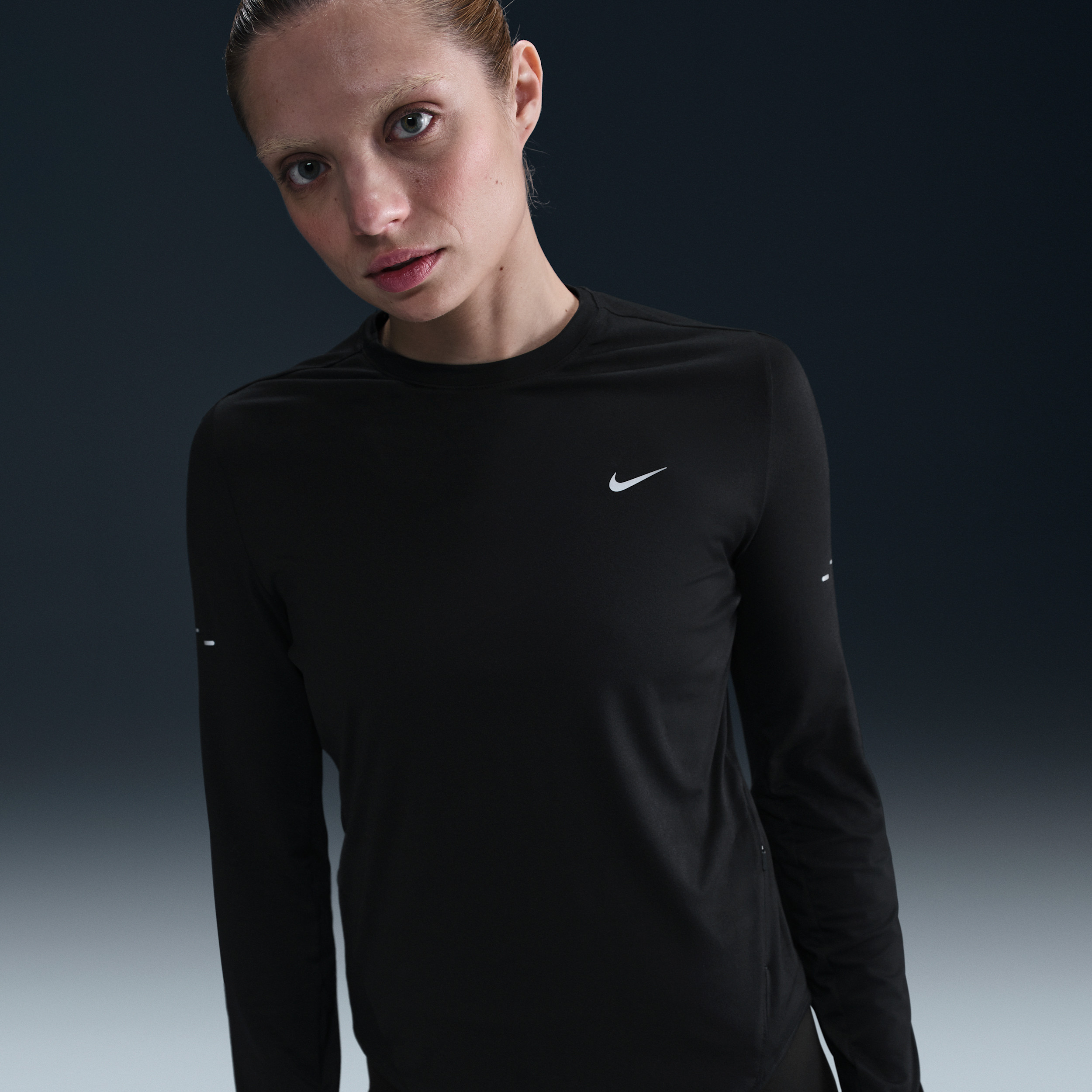 Nike Women's Swift Dri-FIT UV Long-Sleeve Crew-Neck Running Top in Black | HQ0503-010 | Nike (US)