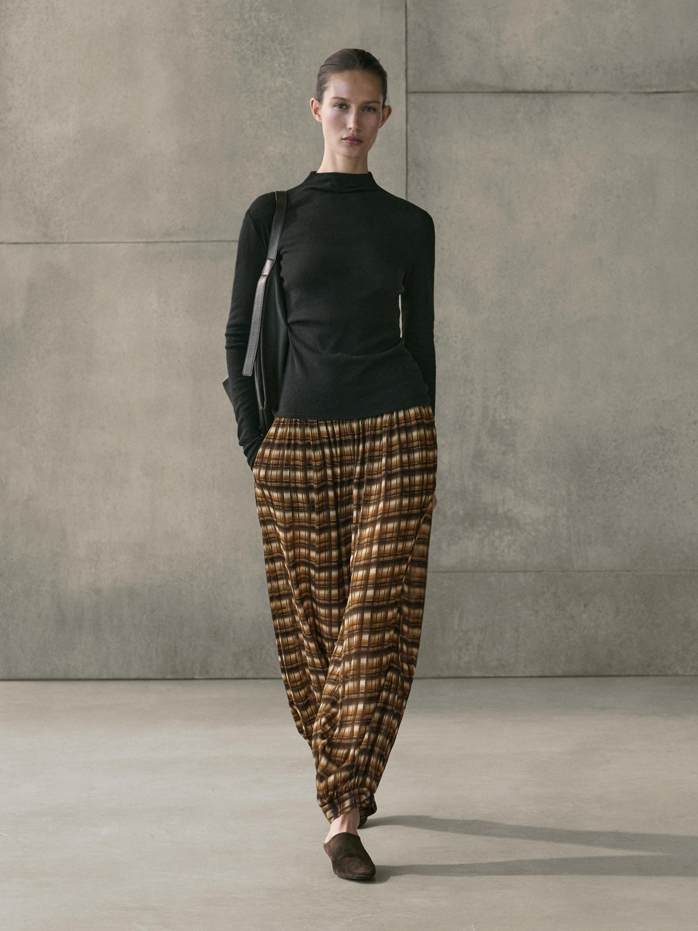 Flowing sarouel trousers | Massimo Dutti UK