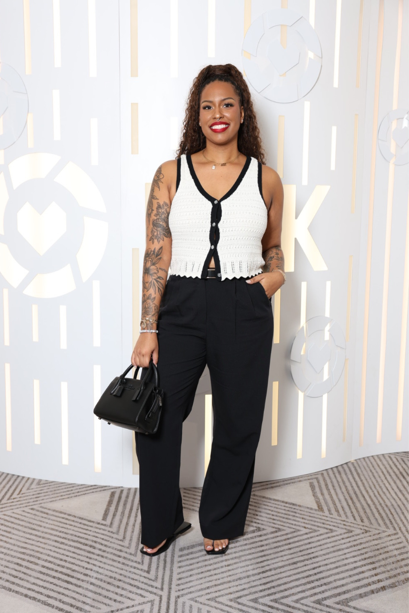 Day 2 LTK Con Classroom Sessions

#LTKMidsize #LTKStyleTip #LTKCon