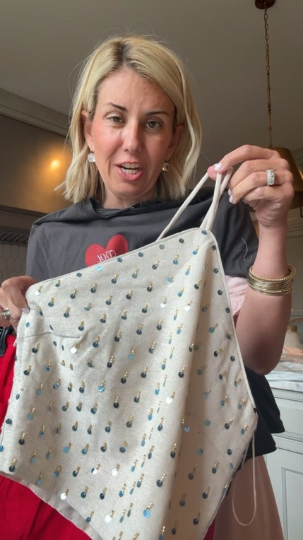 Ok yall help me decide what to wear to Bruno Mars?!? How cute is this top???

#LTKgrwm #LTKdayinmylife #LTKmomlife