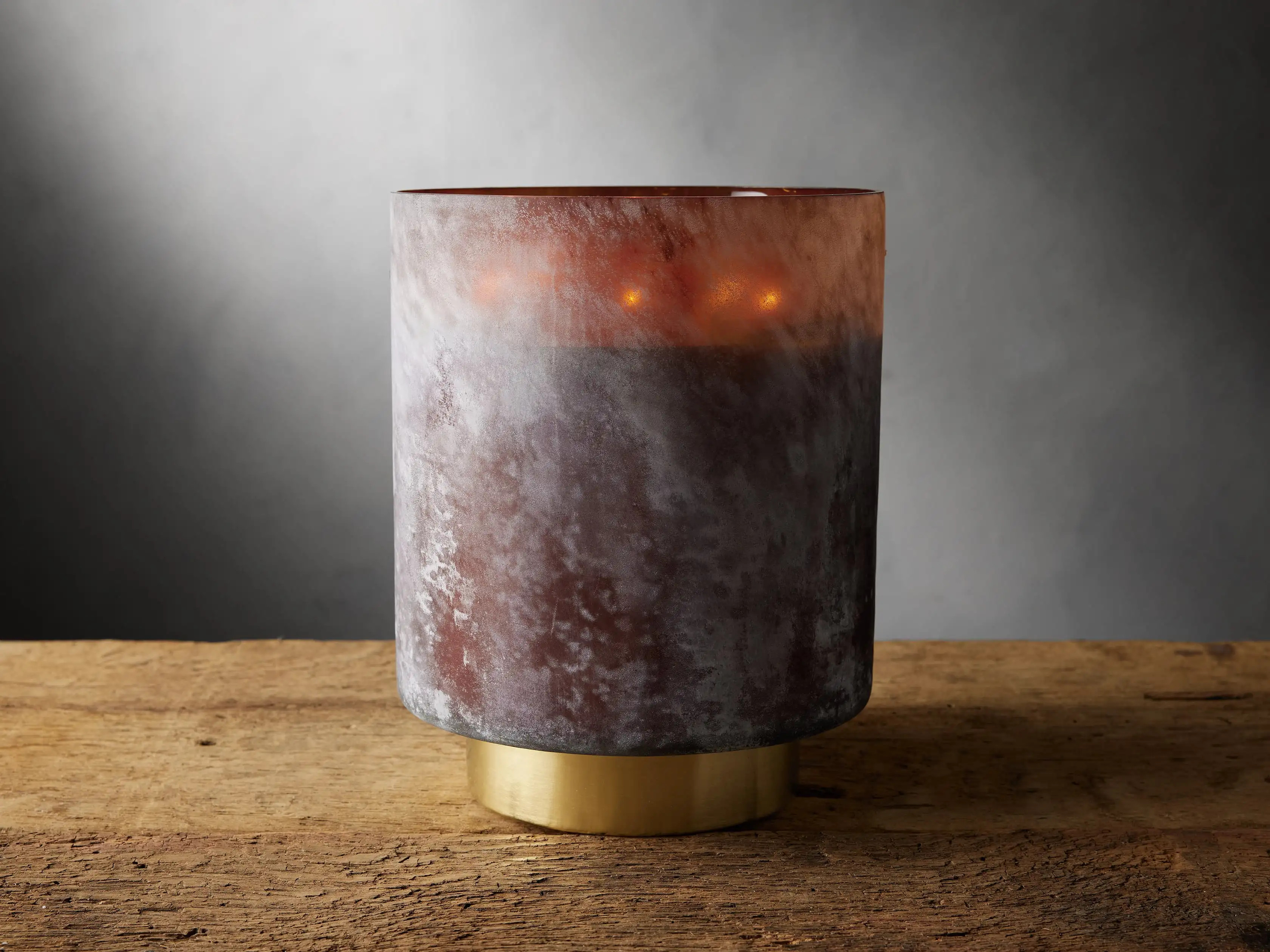 Retreat Spice Vanilla Oakwood Candle | Arhaus