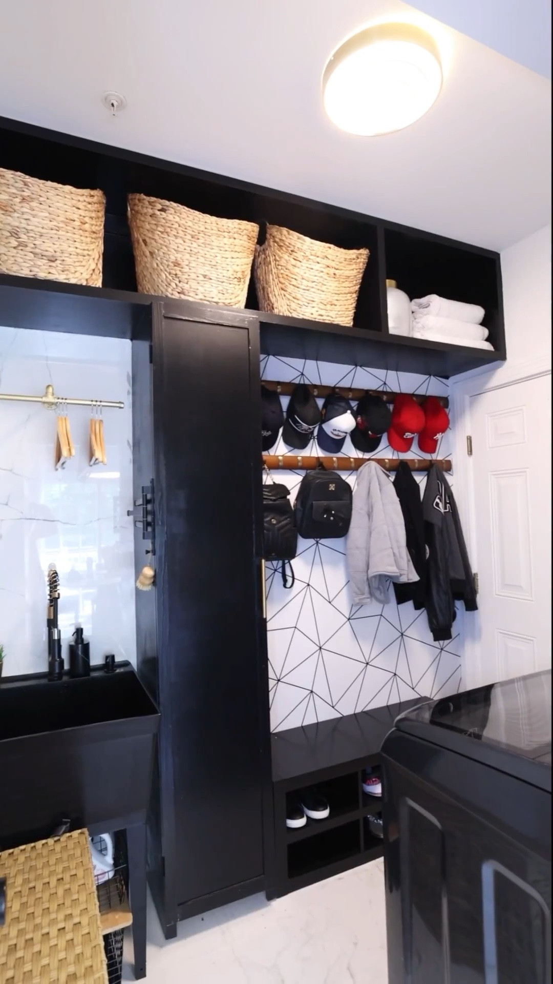 Laundry room storage and organization hacks #amazonhomr

#LTKHome #LTKSaleAlert