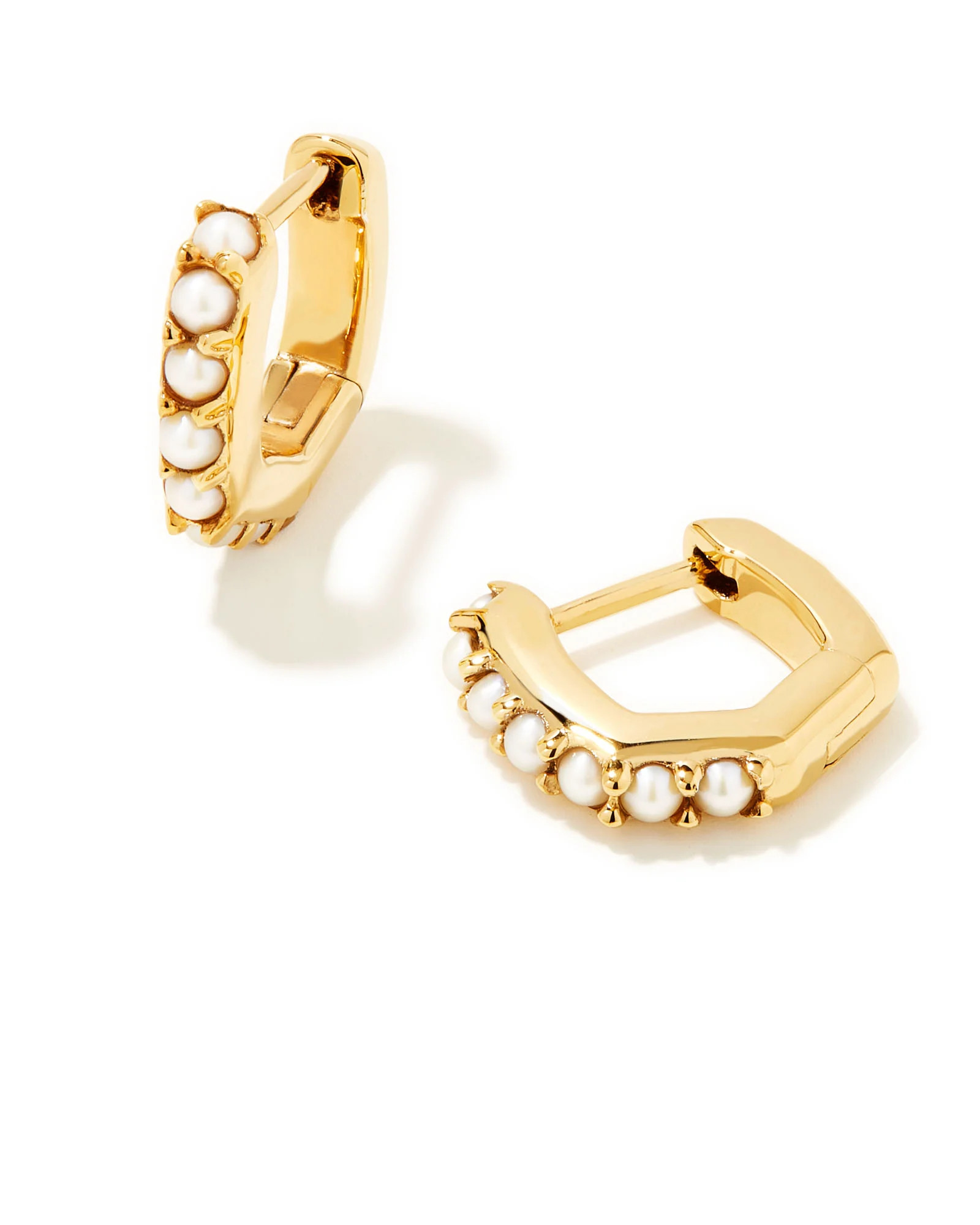 Davie 18k Gold Vermeil Huggie Earrings in White Pearl | Kendra Scott