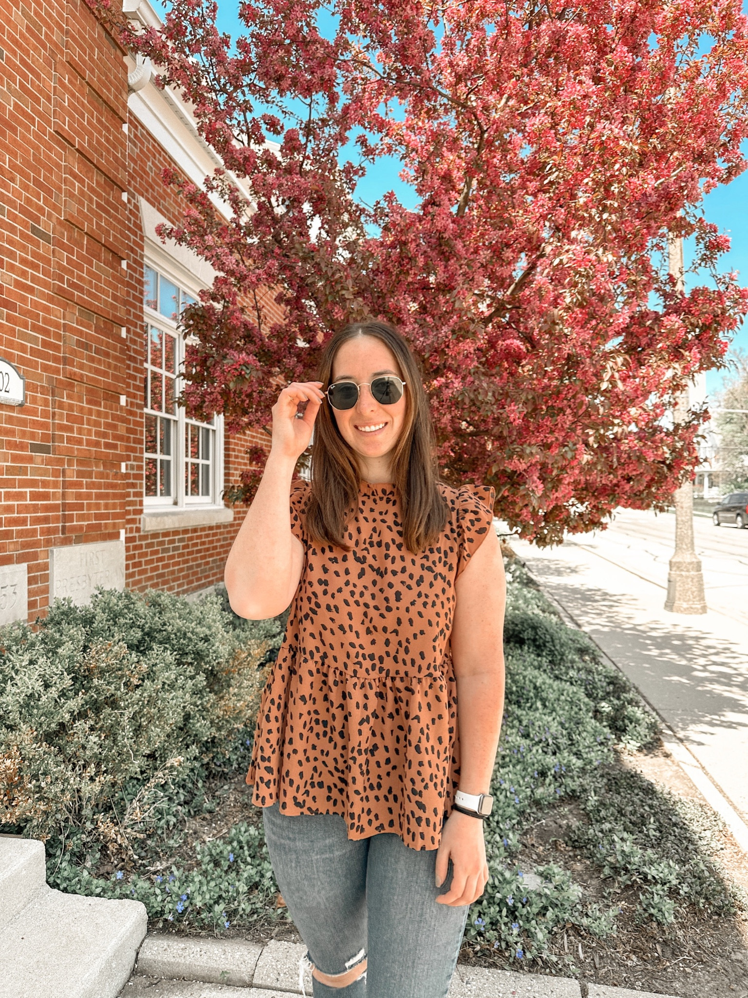 amazon too, amazon finds, leopard ruffle top, 

#LTKworkwear #LTKunder50 #LTKsalealert