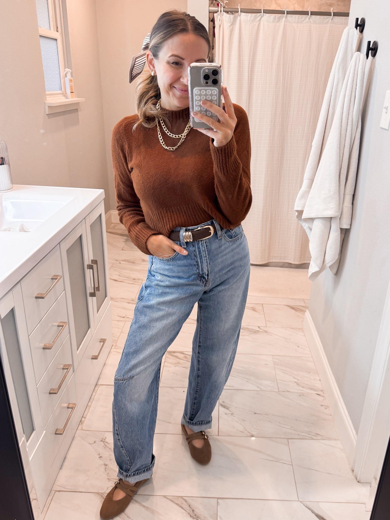 Jeans - TTS
sweater - linked similar 

#LTKStyleTip #LTKSeasonal #LTKFindsUnder100