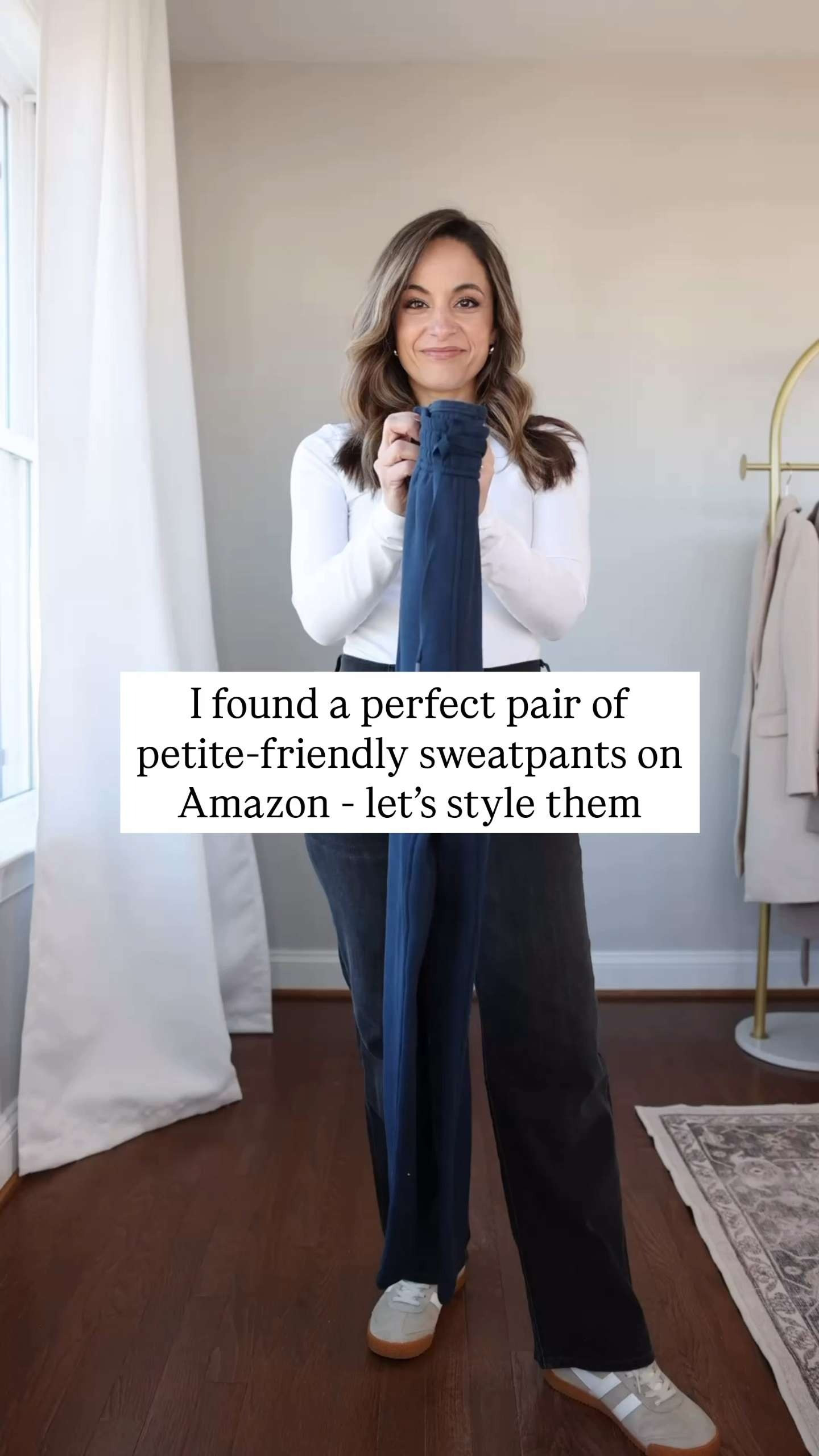  Petite-friendly sweatpants from Amazon! 

Sweatpants: xs 28” inseam - they start at xxs 
Top (Quince): xs 
Sweatshirt (Athleta): petite xs 
Sneakers (Gola): tts 
Jacket (Gap): from a previous season, I’ve linked a similar one from Quince! 
Socks (Amazon) 
Bag (Quince) 

(Petite friendly, winter outfits, Amazon finds, loungewear, active wear, sweatpants)

 

#LTKCyberWeek #LTKPetite