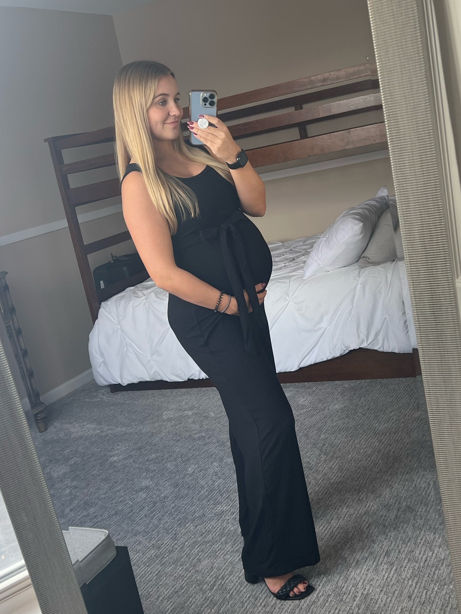 Holiday maternity idea🎄♥️ 5’1 wearing a size small and currently 36 weeks pregnant 

#LTKfindsunder50 #LTKHoliday #LTKbump