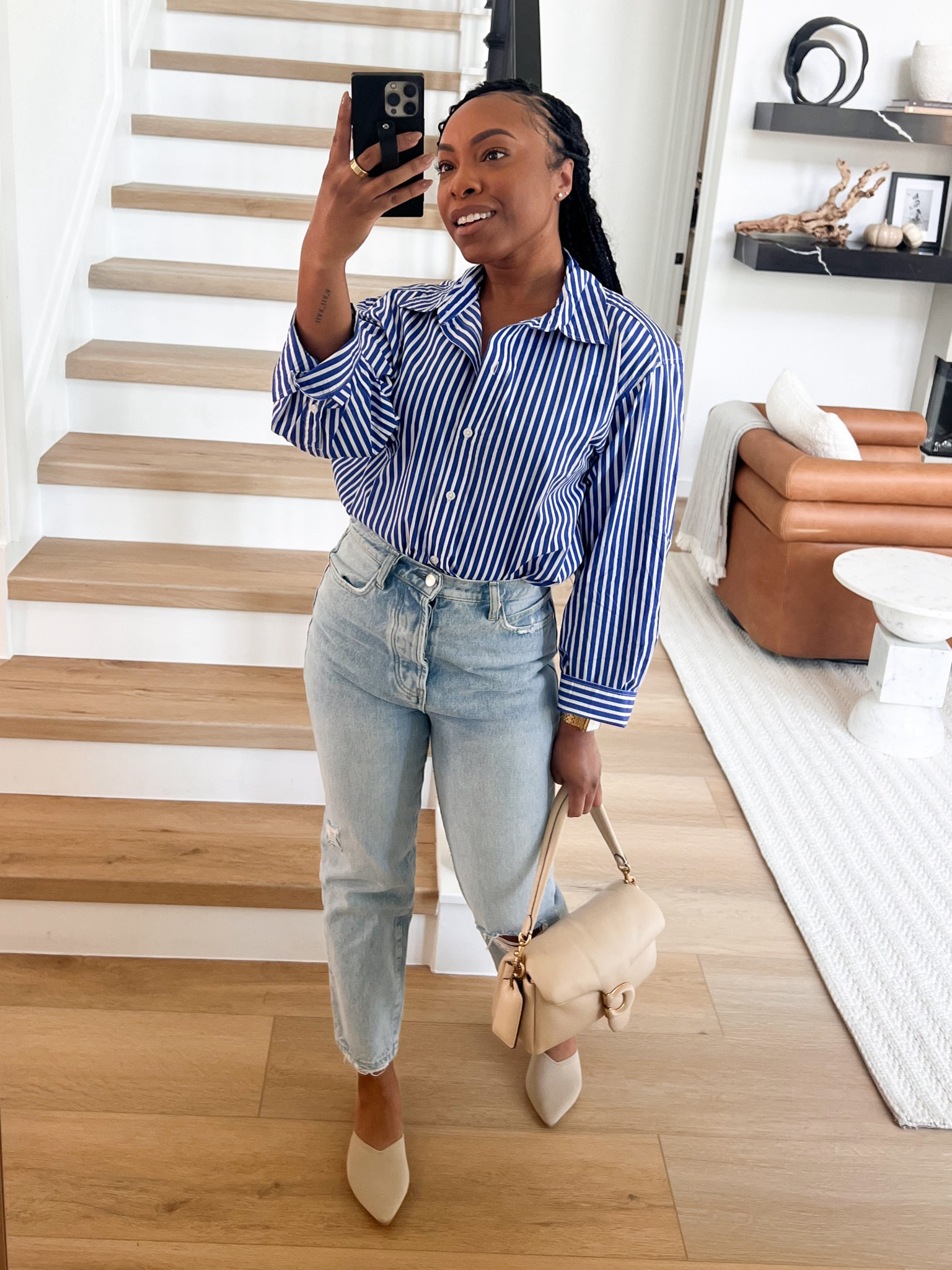 Casual Outfit Idea! Perfect for errands, day date, etc. 

#outfitidea #outfitinspo #falloutfit 

#LTKsalealert #LTKstyletip #LTKfindsunder50