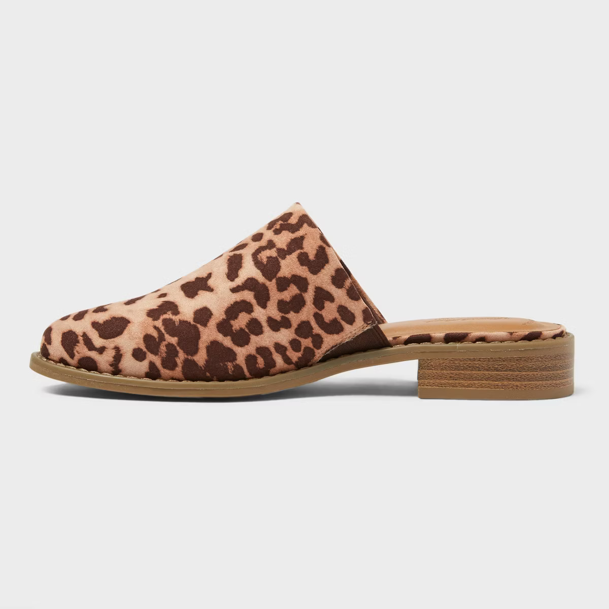 Women’s Rita Mule Flats with Memory Foam Insole – Universal Thread™ | Target