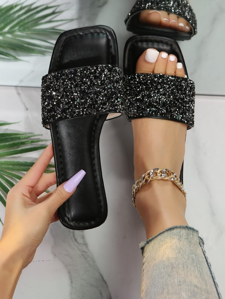 Glamorous Outdoors Black Flat Slippers For Women,  Single Band Plain Sequin Open Toe Slide Sanda... | SHEIN