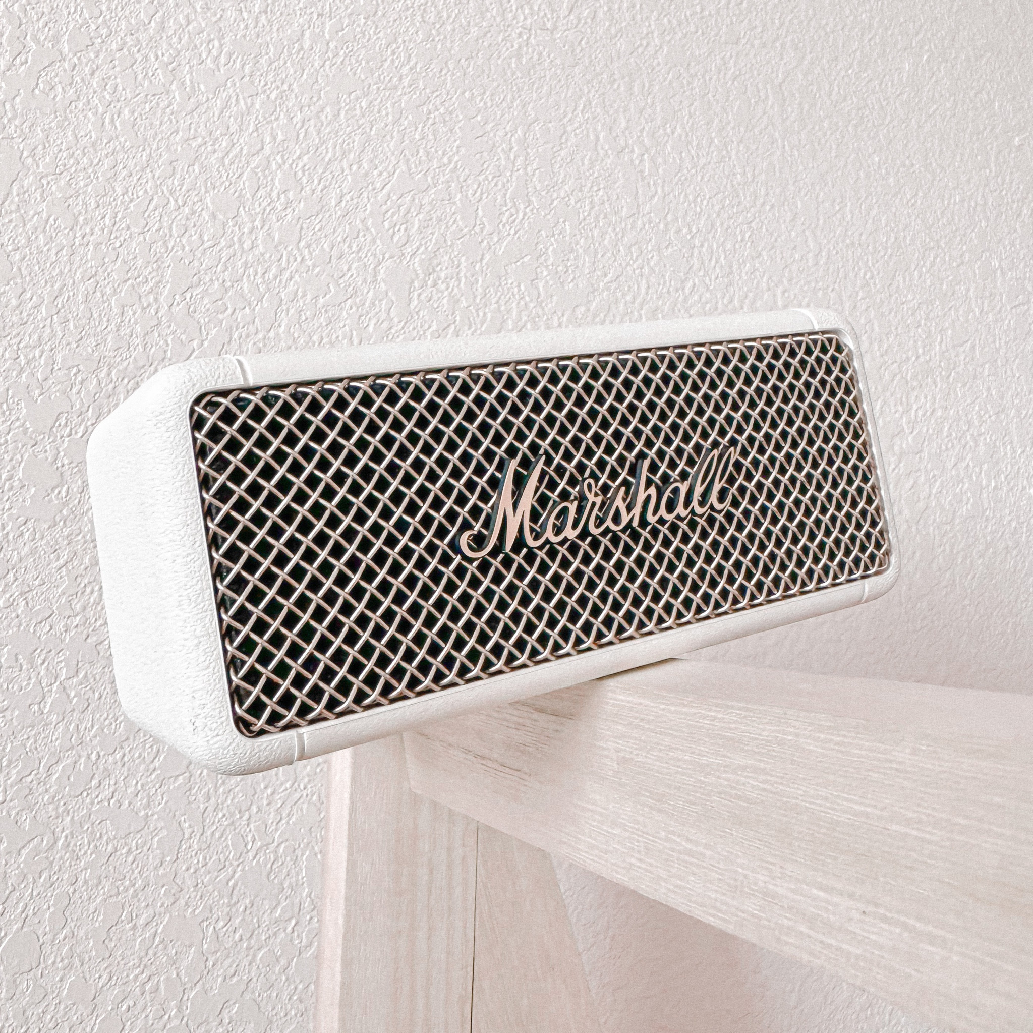 🎶 Embrace the harmony of sound and style with these Marshall Emberton Cream Speakers. 🕊️ Their timeless aesthetic blends seamlessly into any space, elevating your music experience to a new level of sophistication. Whether they're playing your favorite tunes or acting as chic decor, these speakers are the perfect addition to your home. ✨

Tap into the aesthetics of sound and design. Shop now through LTK for the ultimate audio upgrade. 🛍️🔊

#LTKhome #AestheticAudio #MusicMood #CreamSpeakers #SoundAndStyle #HomeDecor #AudioUpgrade #SophisticatedDesign #MusicLovers

#LTKSeasonal #LTKhome #LTKSale