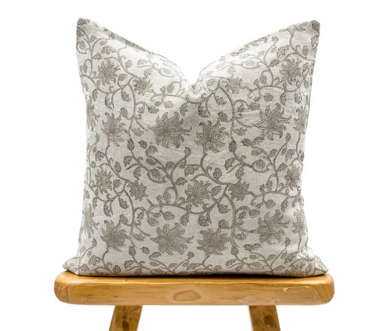 Designer Grey Beige Floral Design on Natural Linen Pillow - Etsy | Etsy (US)