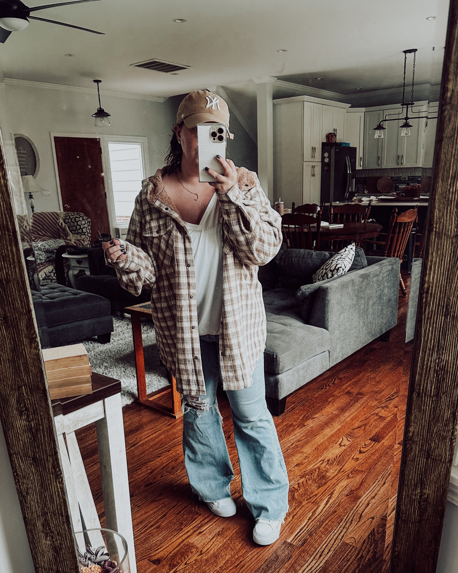 Rainy Day Fall Casual 🫶🏼 

#LTKmidsize #LTKstyletip #LTKSeasonal