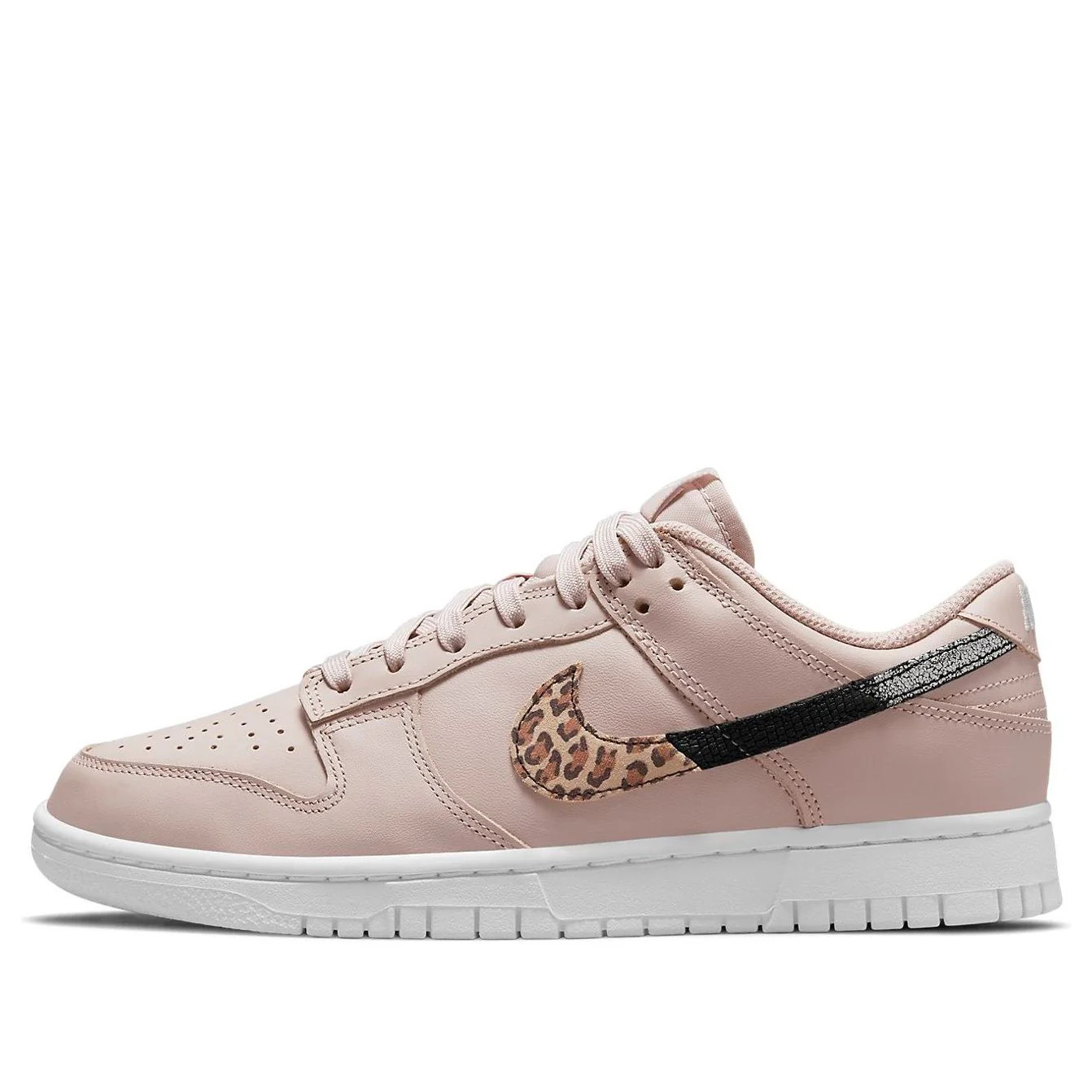 (WMNS) Nike Dunk Low SE 'Primal Pink' | KICKS CREW