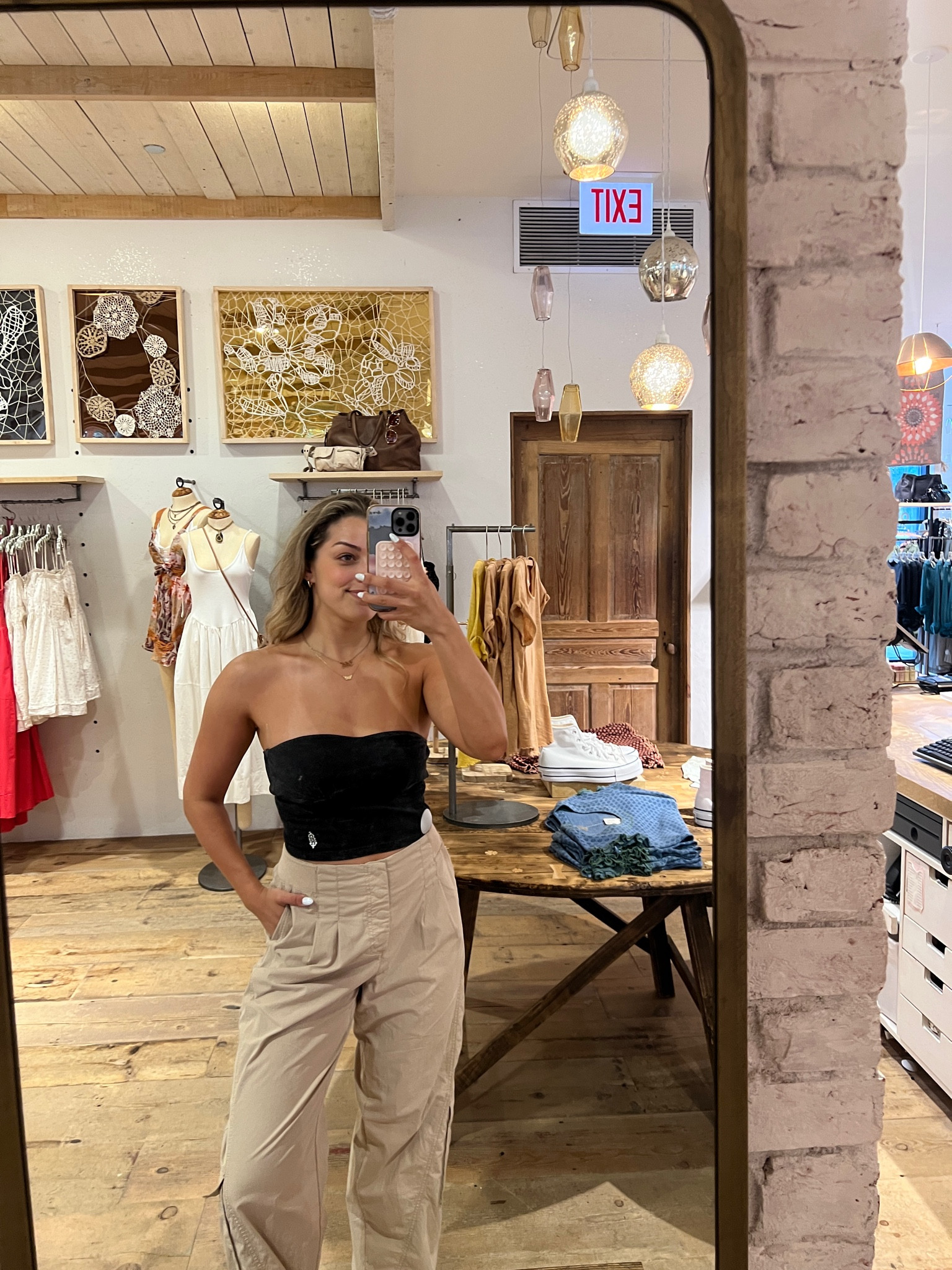 Sized down in top! TTS bottom 

#LTKFitness