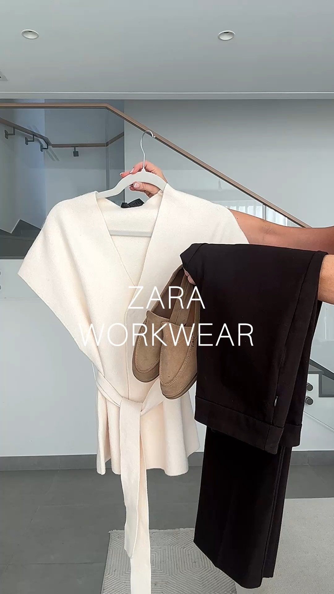 Zara workwear 

Cardigan | brown trousers | suede loafers

#LTKworkwear #LTKuk #LTKspring