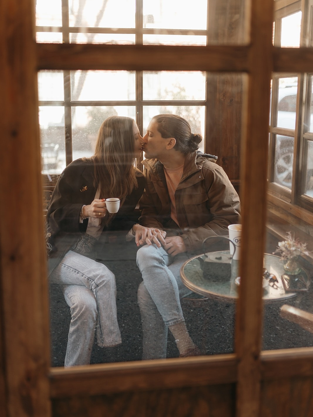 fall in the west village captured by @_edenphoto ✨ #fall #fallinlove #nyc #westvillage #couple