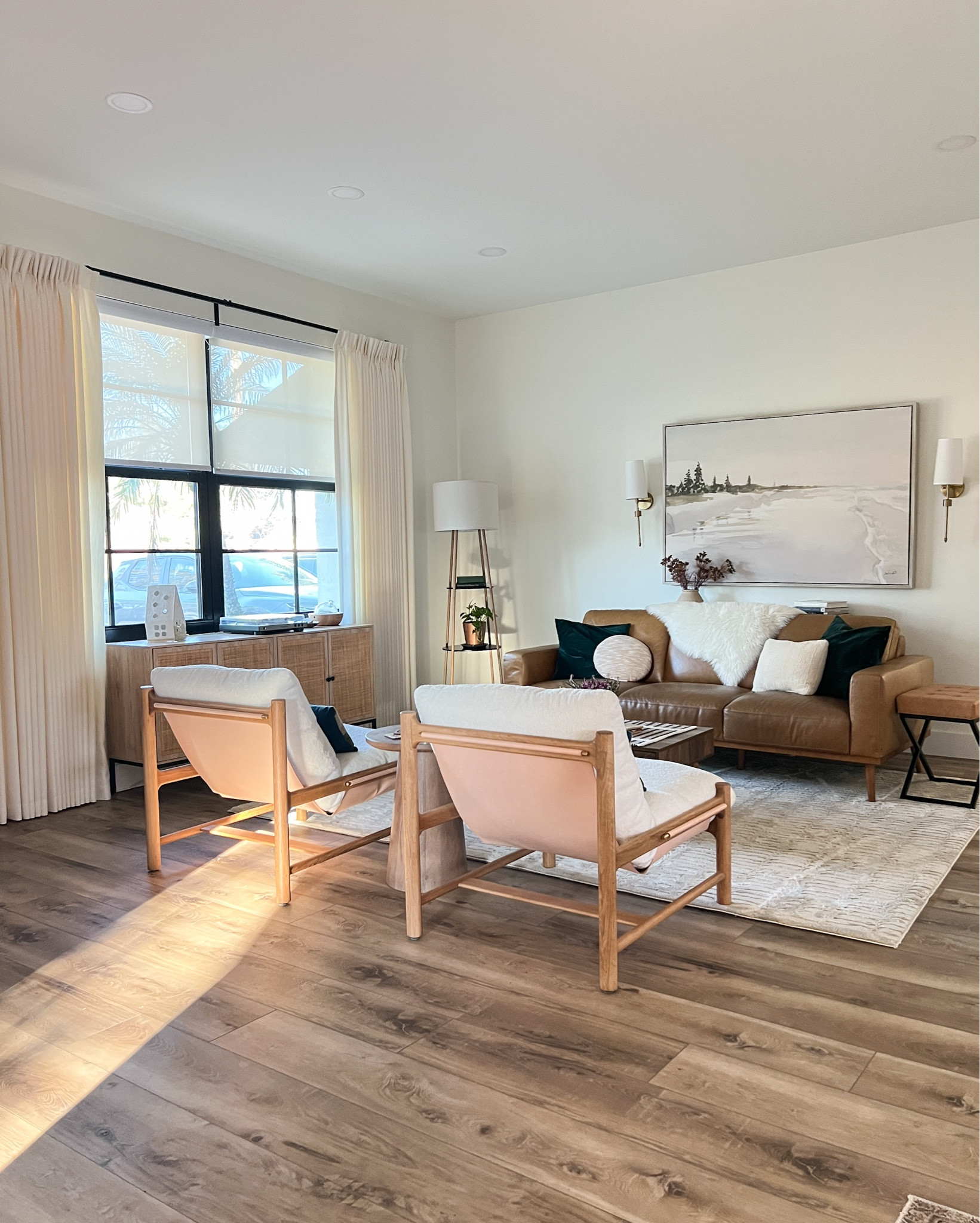Chasing the sunlight in our Living Room!

Shop this space with the links below!

#LTKHome #LTKSeasonal #LTKGiftGuide