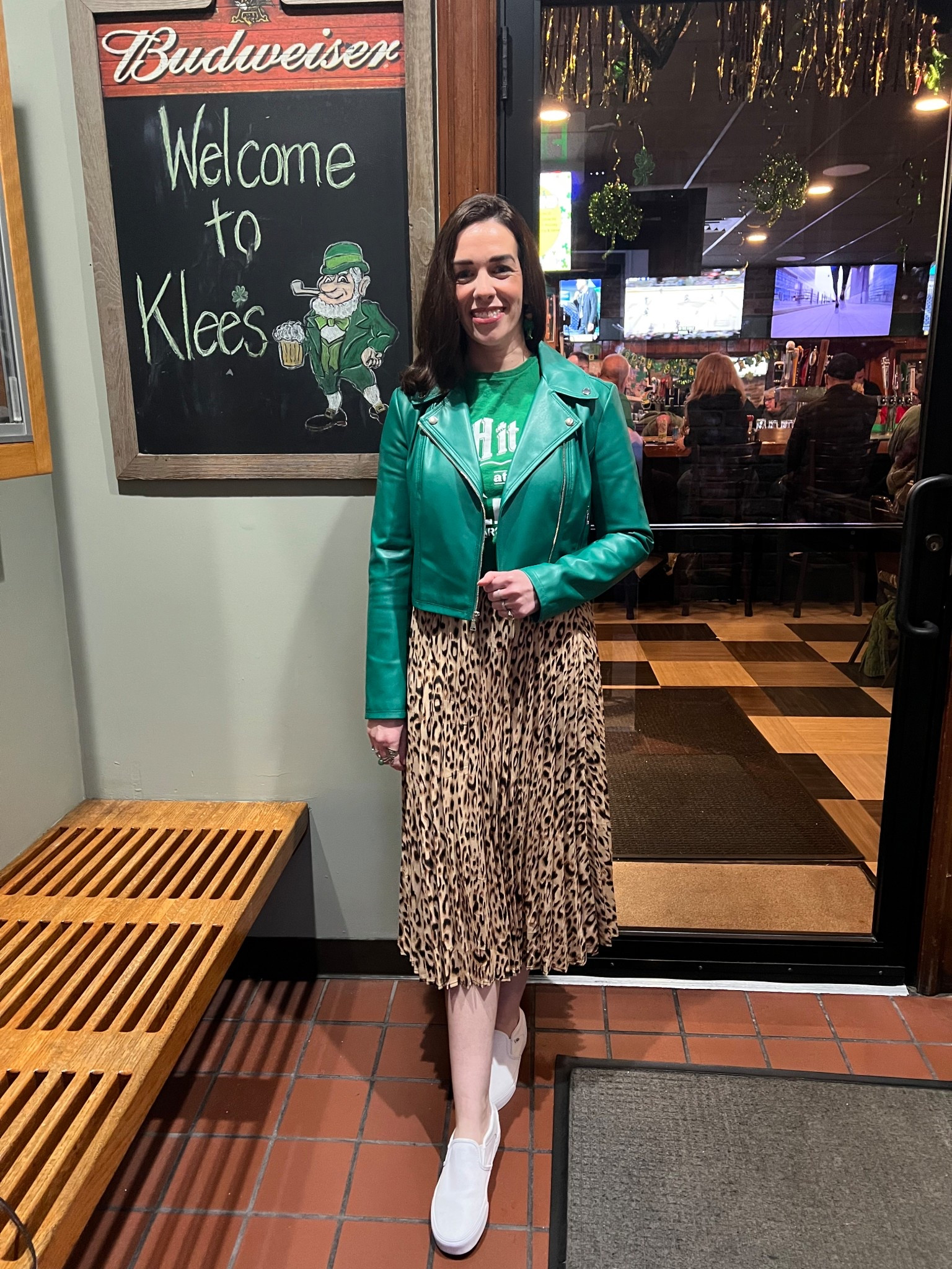 Green moto jacket (small). Leopard skirt (small). White slip on sneakers (8.5). #denimjacket #jacket #leopardskirt #skirt #sneakers #whitesneakers #sliponsneakers #springoutfit #springfashion #stpatricksday #stpatricksdayoutfit
Spring Fashion Watch now

#LTKStyleTip #LTKFindsUnder100 #LTKSeasonal
